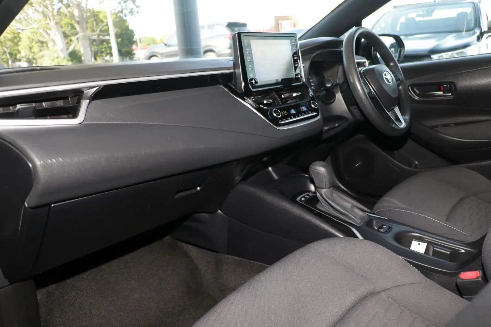 2021 Toyota Corolla Gallery Image 7
