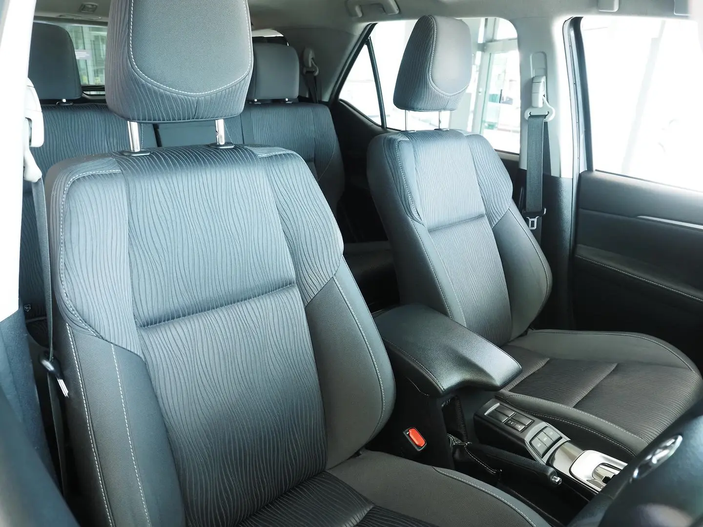 2022 Toyota Fortuner Gallery Image 21