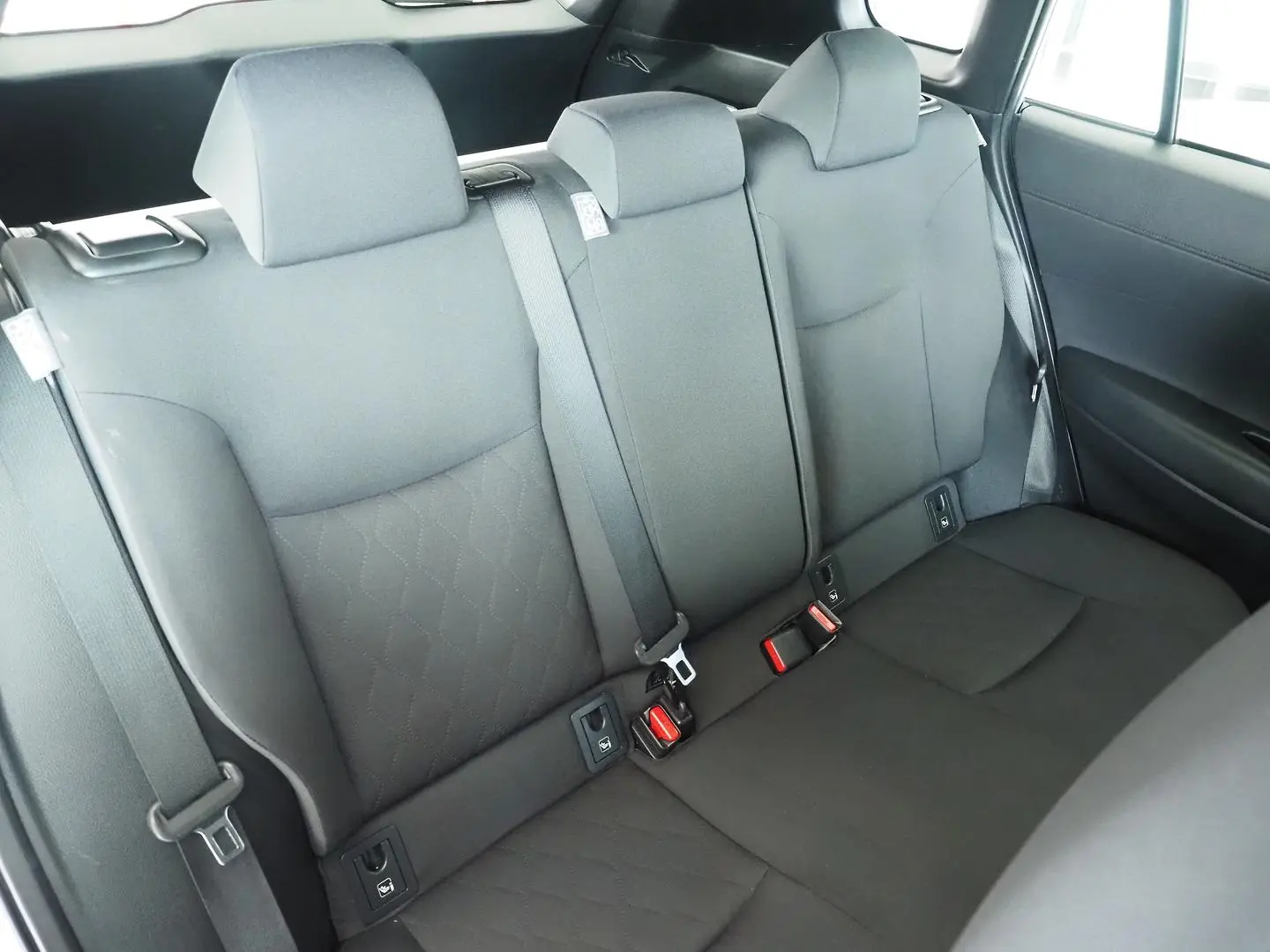 2023 Toyota Corolla Cross Gallery Image 15