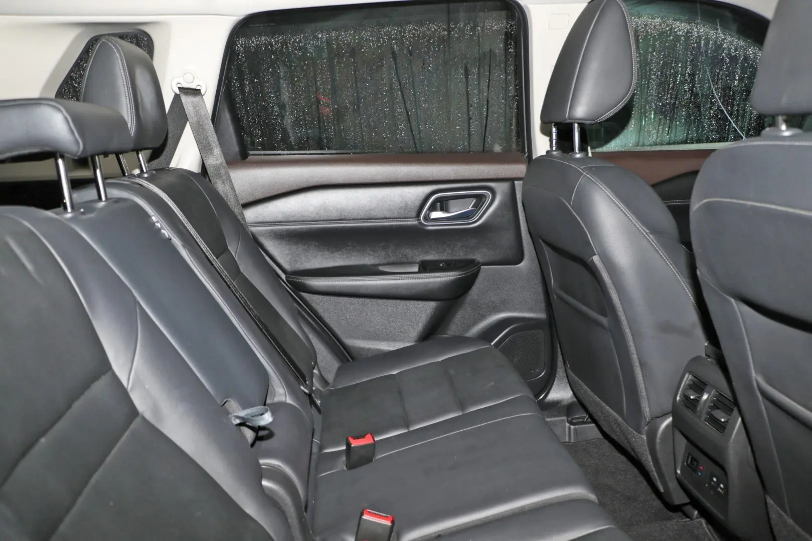 2023 Nissan X-TRAIL Gallery Image 9