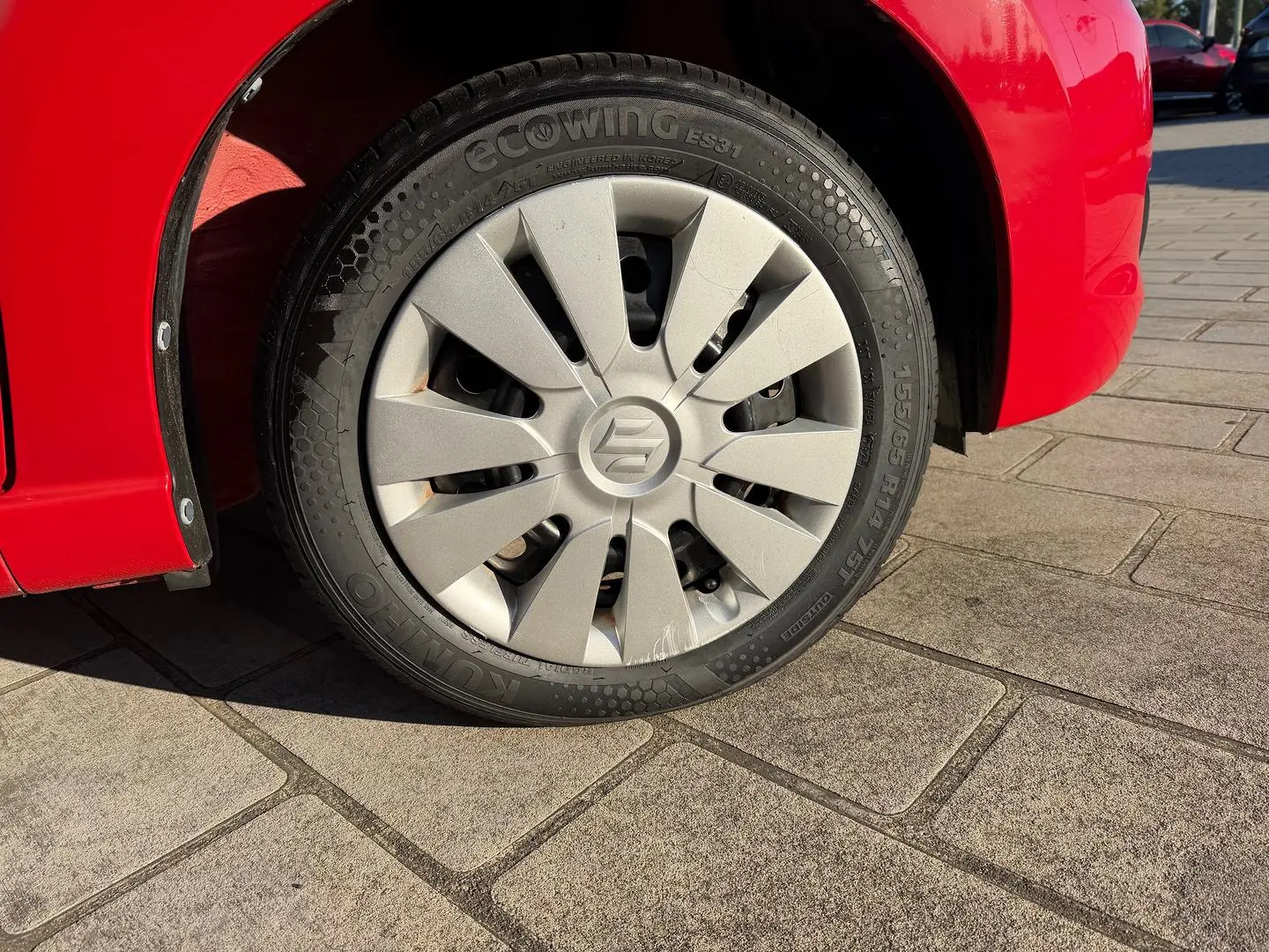 2012 Suzuki Alto Gallery Image 9