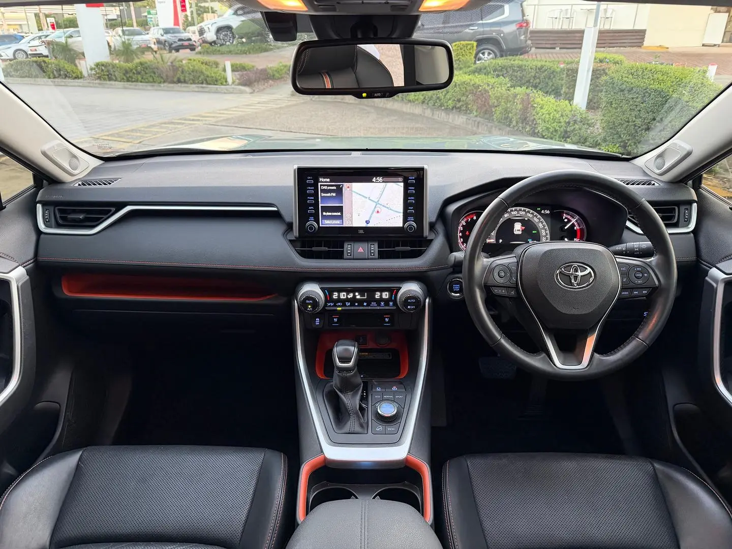 2020 Toyota RAV4 Gallery Image 14