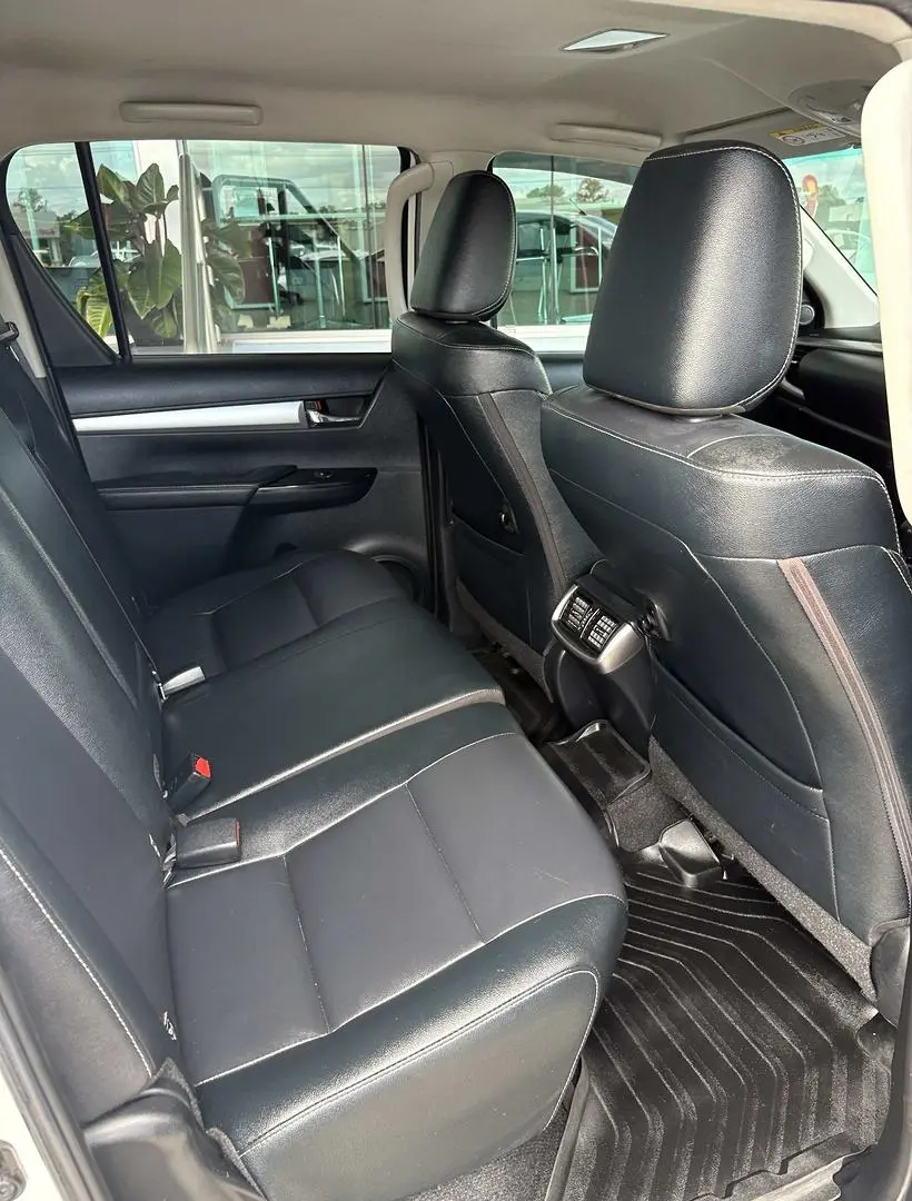 2021 Toyota Hilux Gallery Image 5