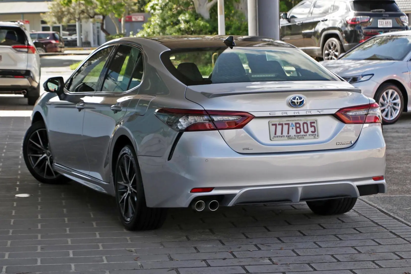 2021 Toyota Camry Gallery Image 2