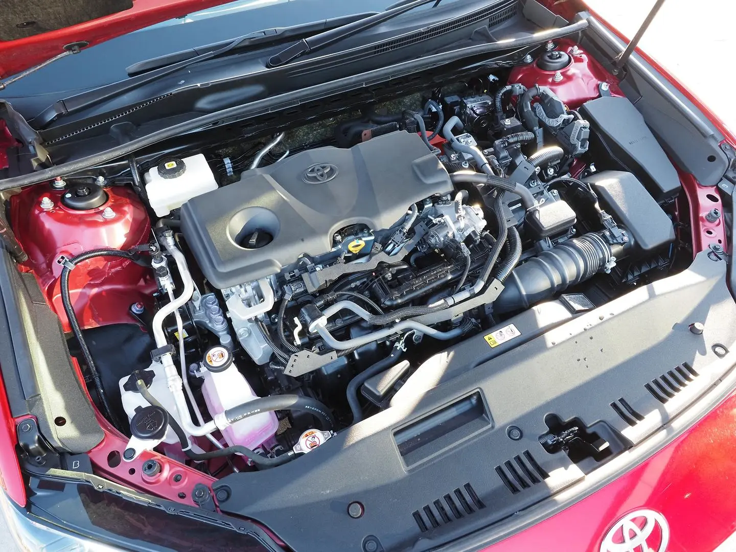 2025 Toyota Camry Gallery Image 5