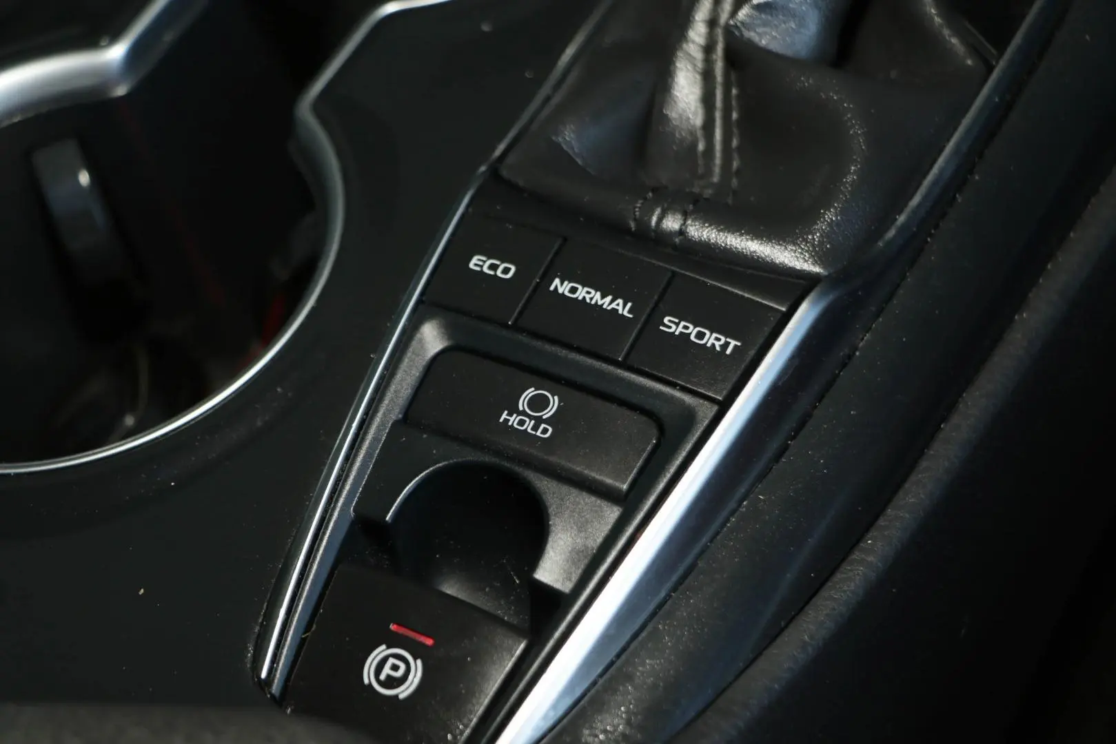 2019 Toyota Camry Gallery Image 17