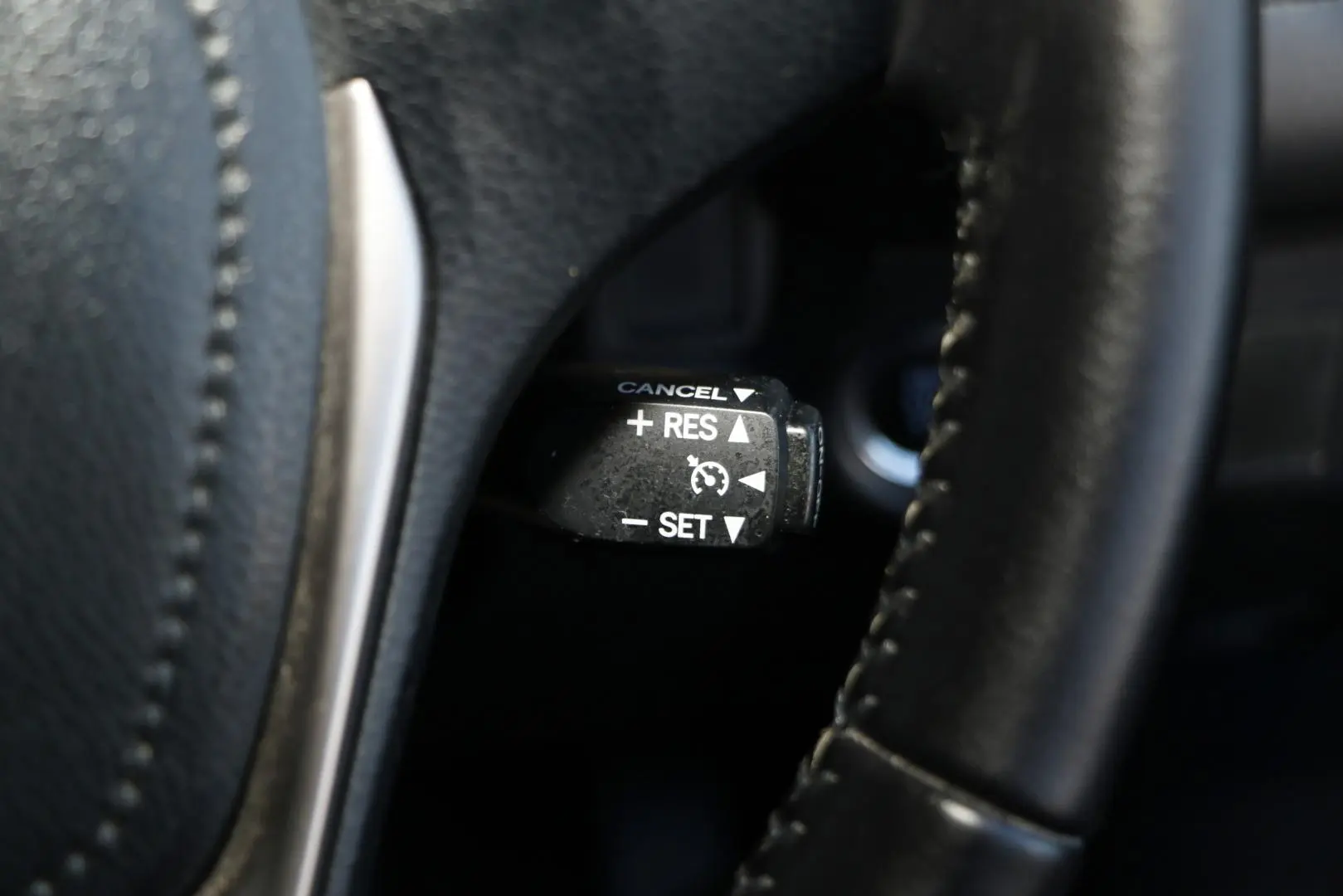 2016 Toyota RAV4 Gallery Image 15