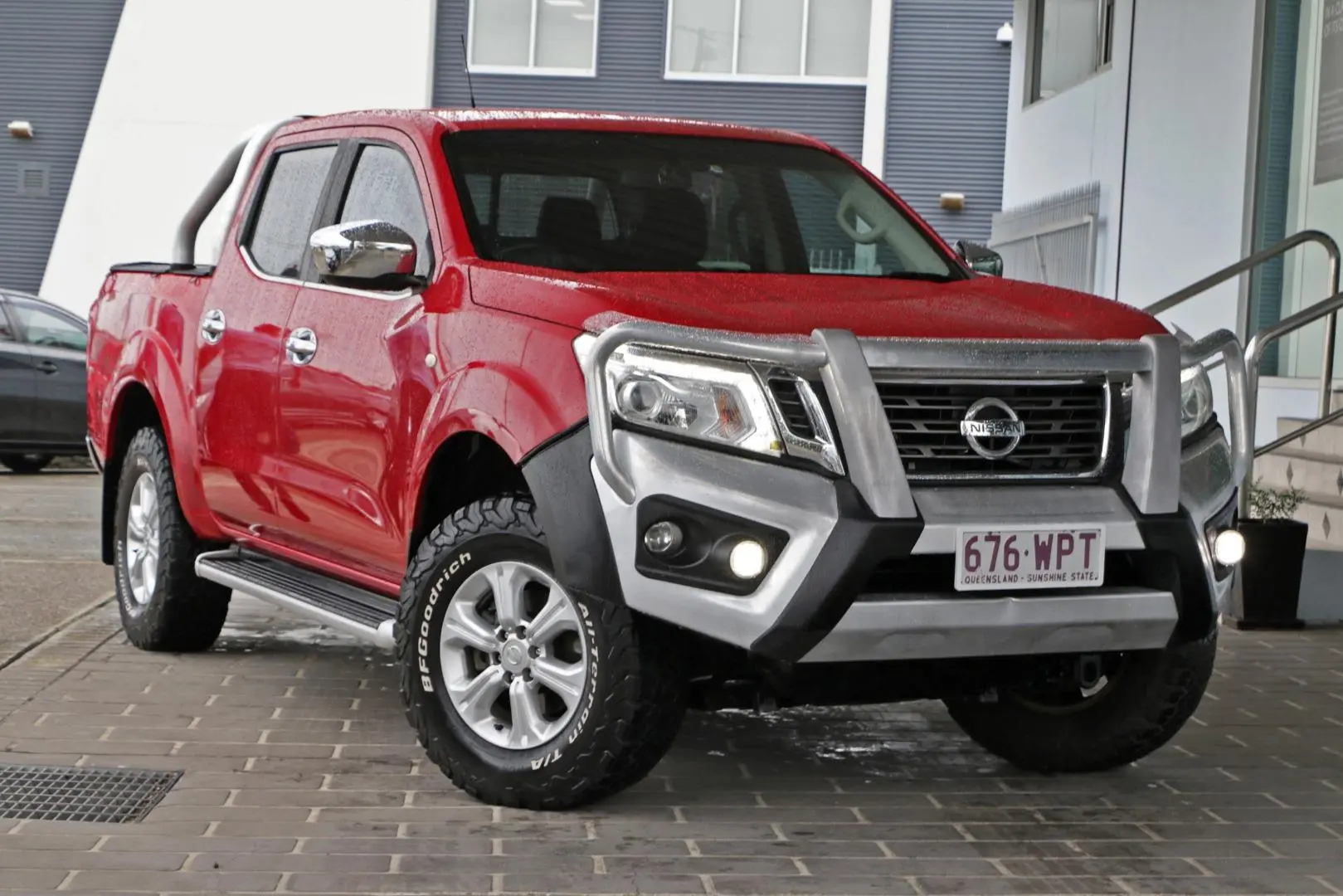2016 Nissan Navara Gallery Image 1