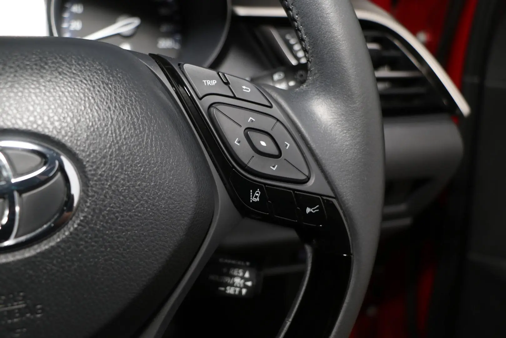 2021 Toyota C-HR Gallery Image 14