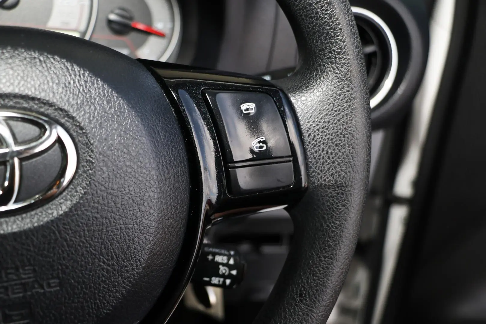 2019 Toyota Yaris Gallery Image 16