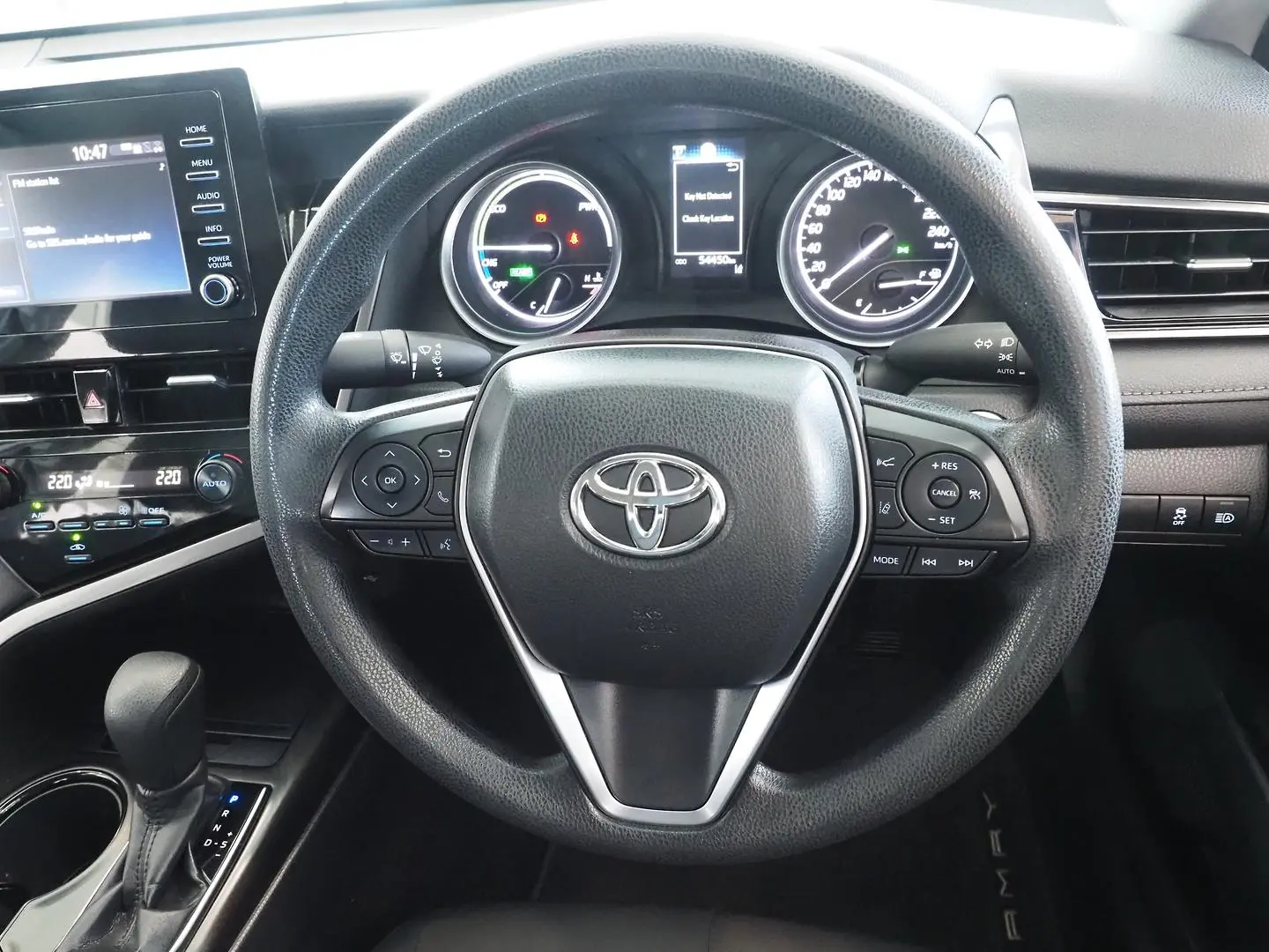 2024 Toyota Camry Gallery Image 18