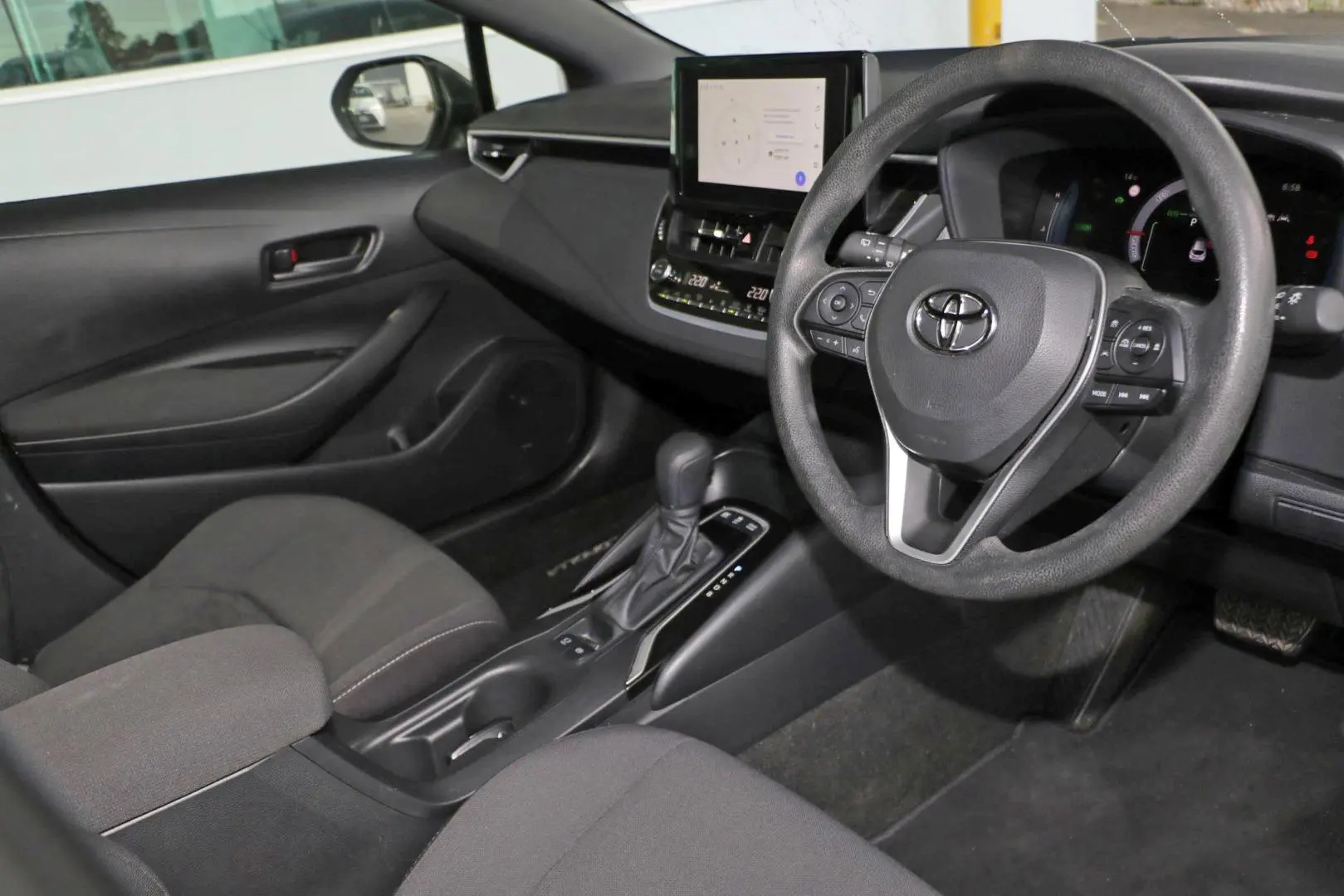 2025 Toyota Corolla Gallery Image 7
