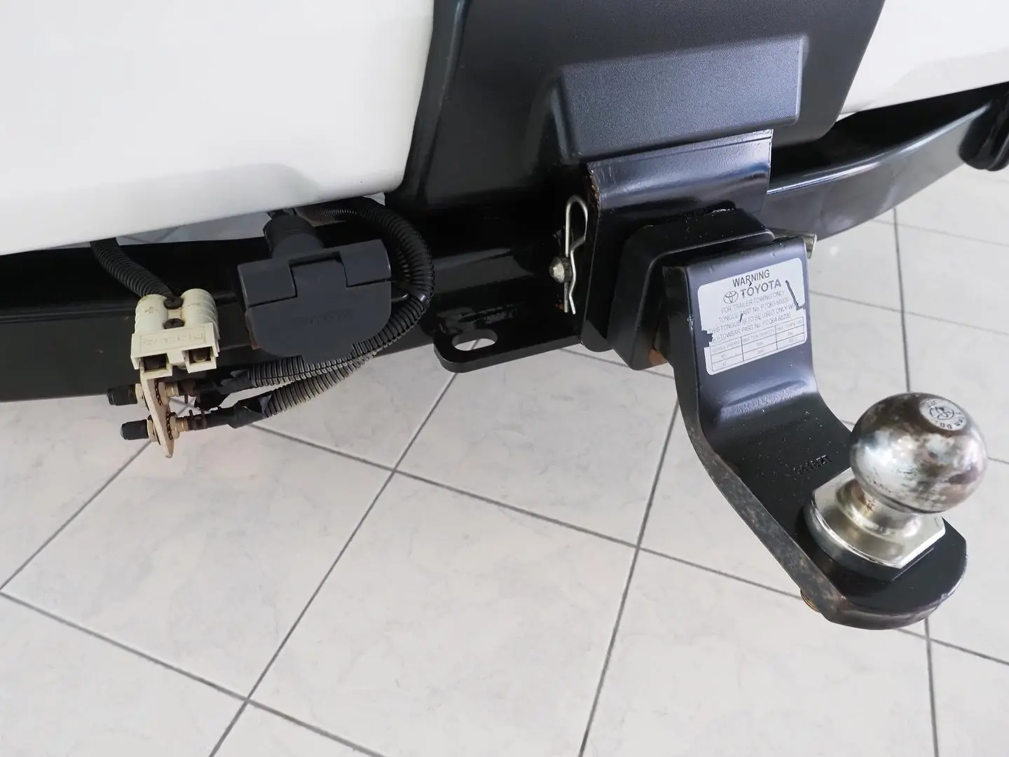 2018 Toyota Landcruiser Prado Gallery Image 5