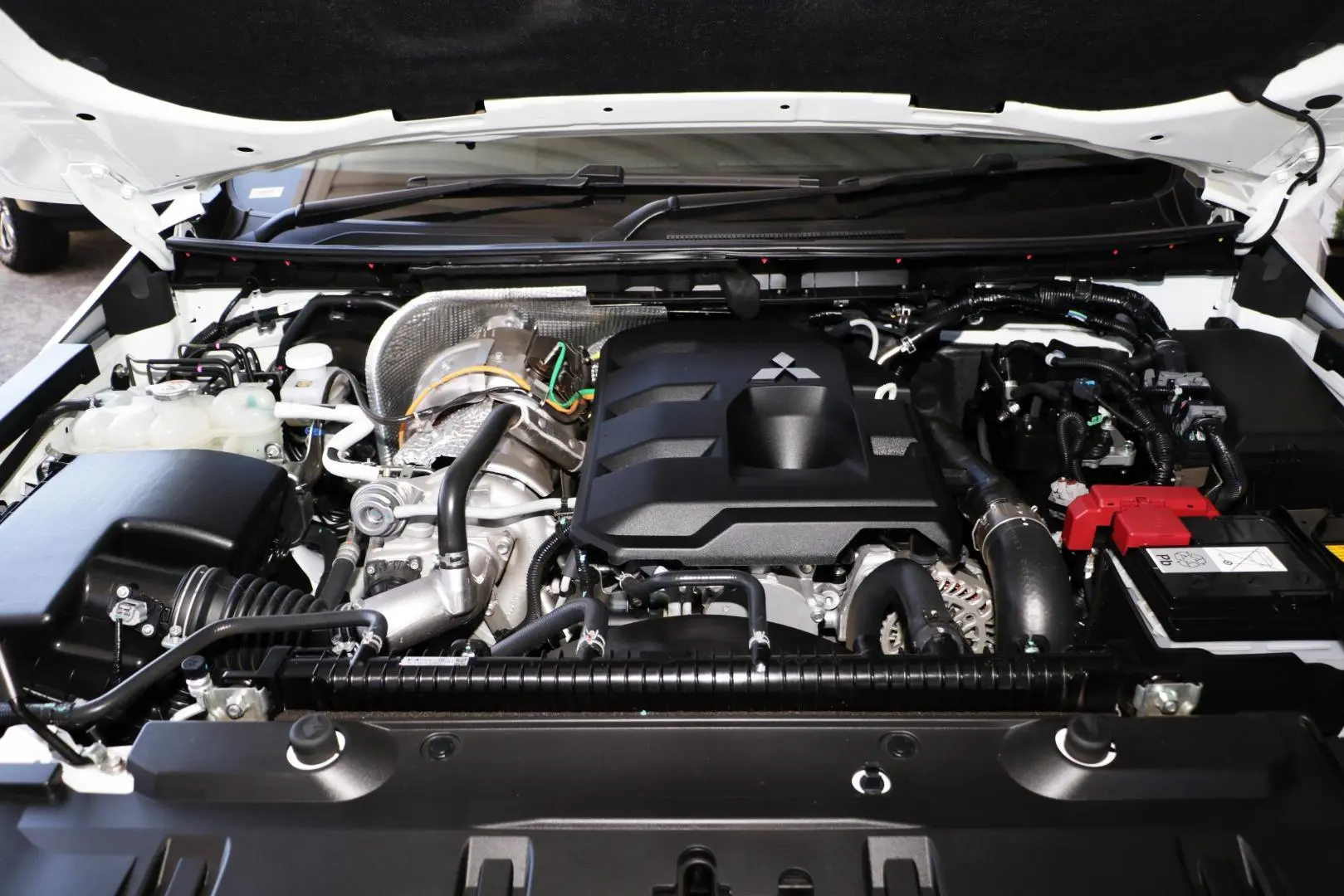 2024 Mitsubishi Triton Gallery Image 21