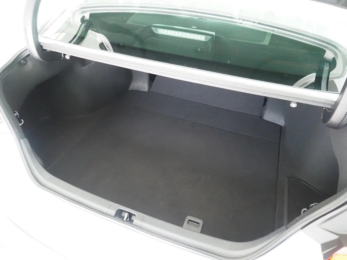 2026 Toyota Camry Gallery Image 14