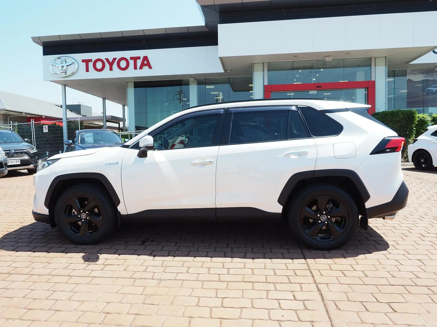 2019 Toyota RAV4 Image 9