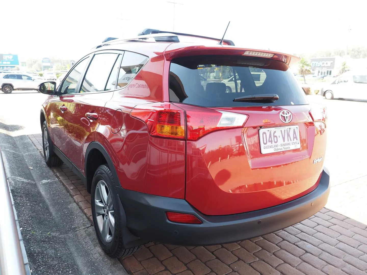 2015 Toyota RAV4 Gallery Image 12