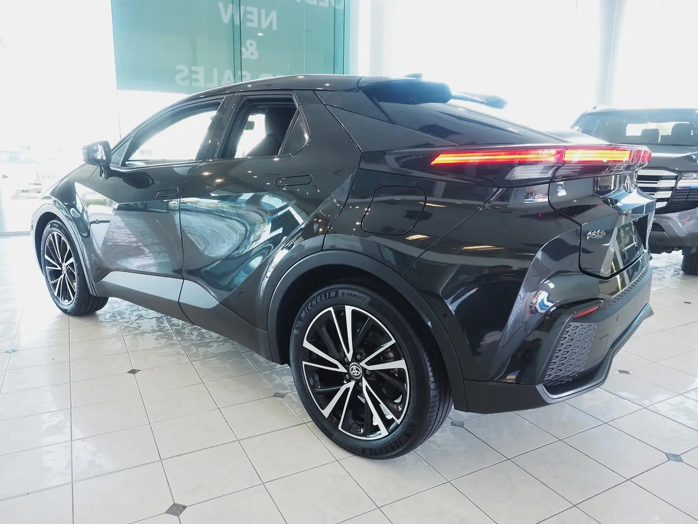 2024 Toyota C-HR Gallery Image 9