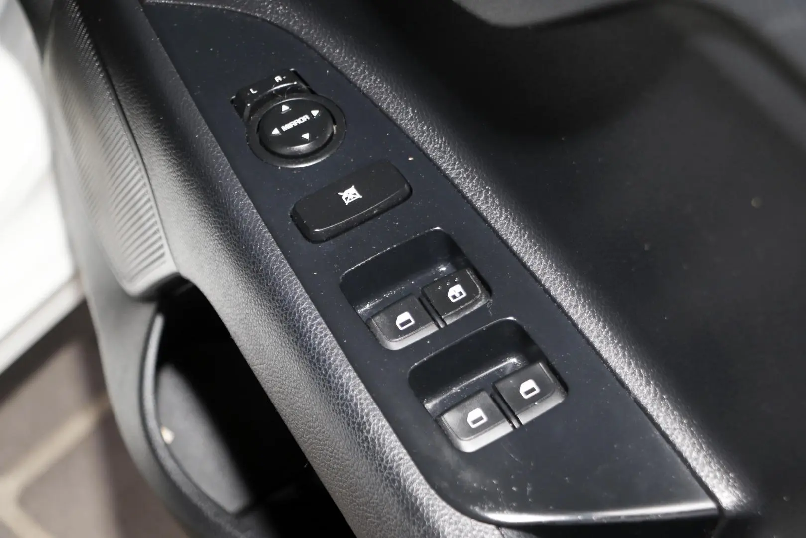 2019 Kia Rio Gallery Image 18