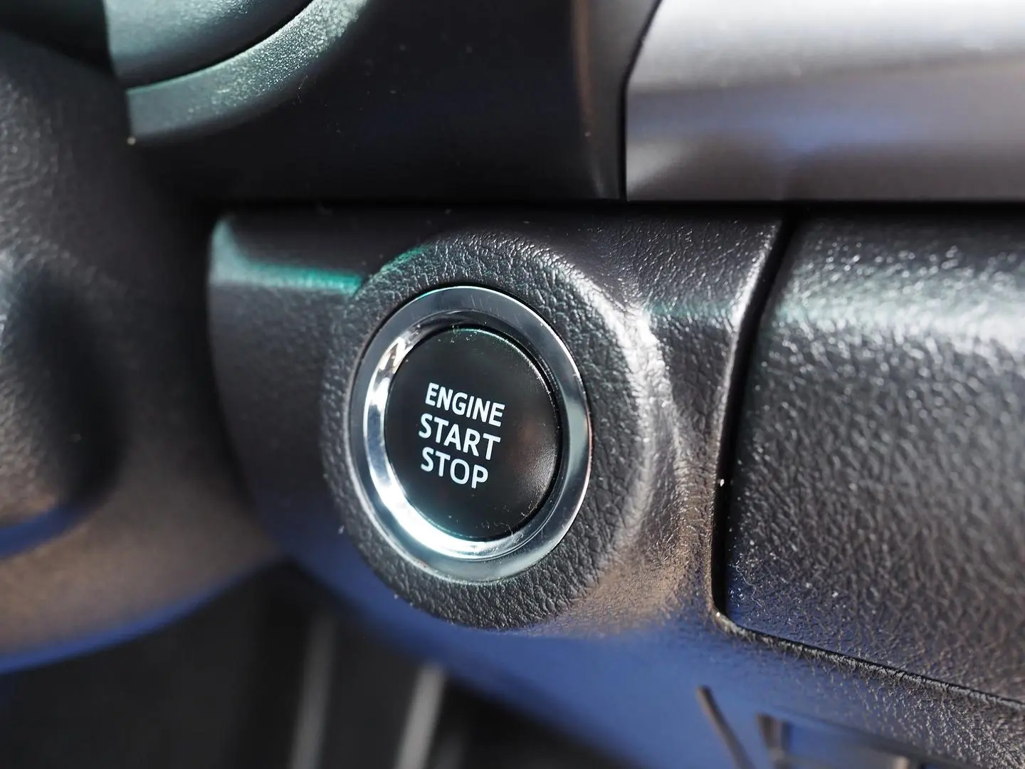2022 Toyota Hilux Gallery Image 15