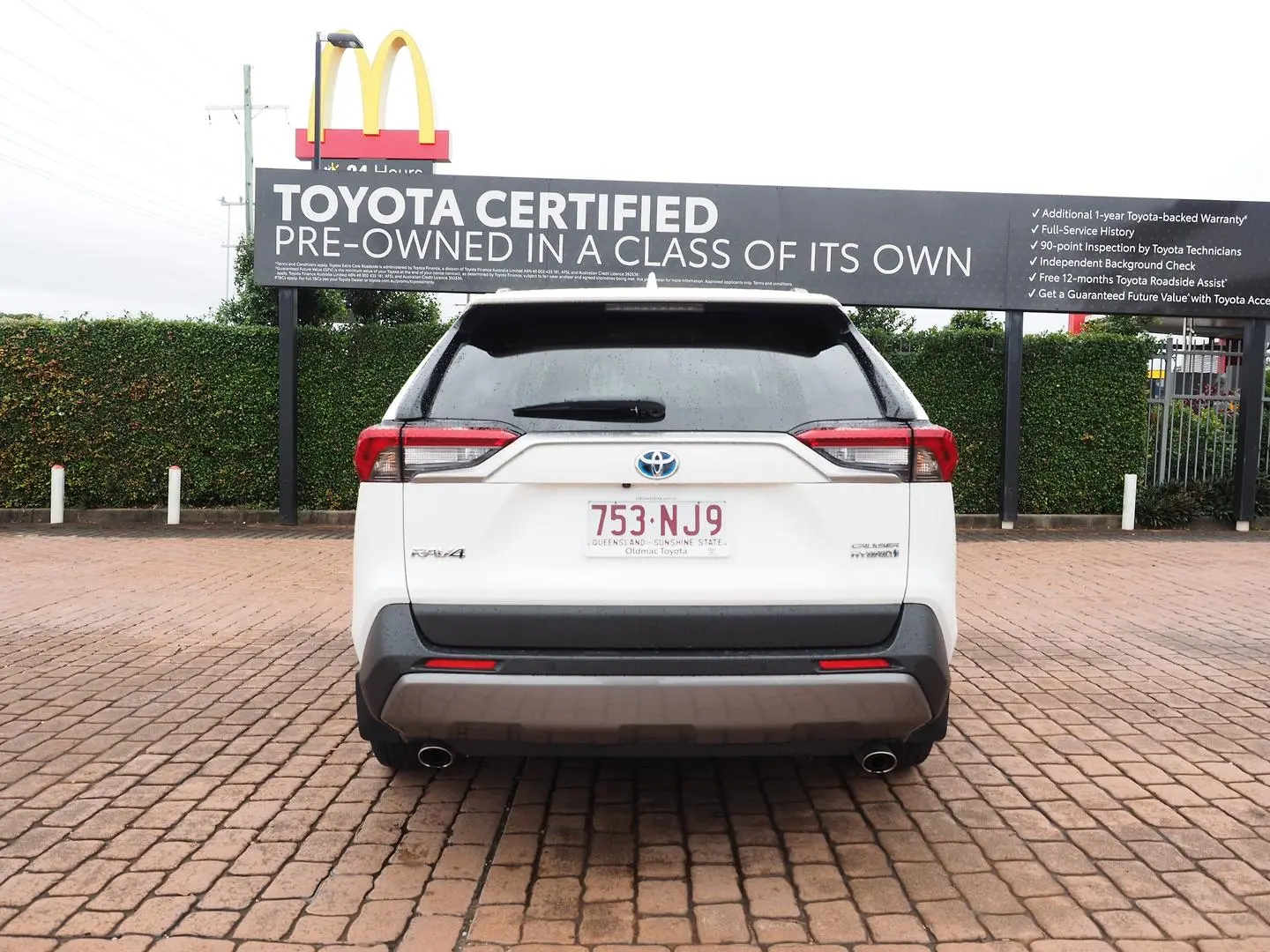 2021 Toyota RAV4 Gallery Image 8