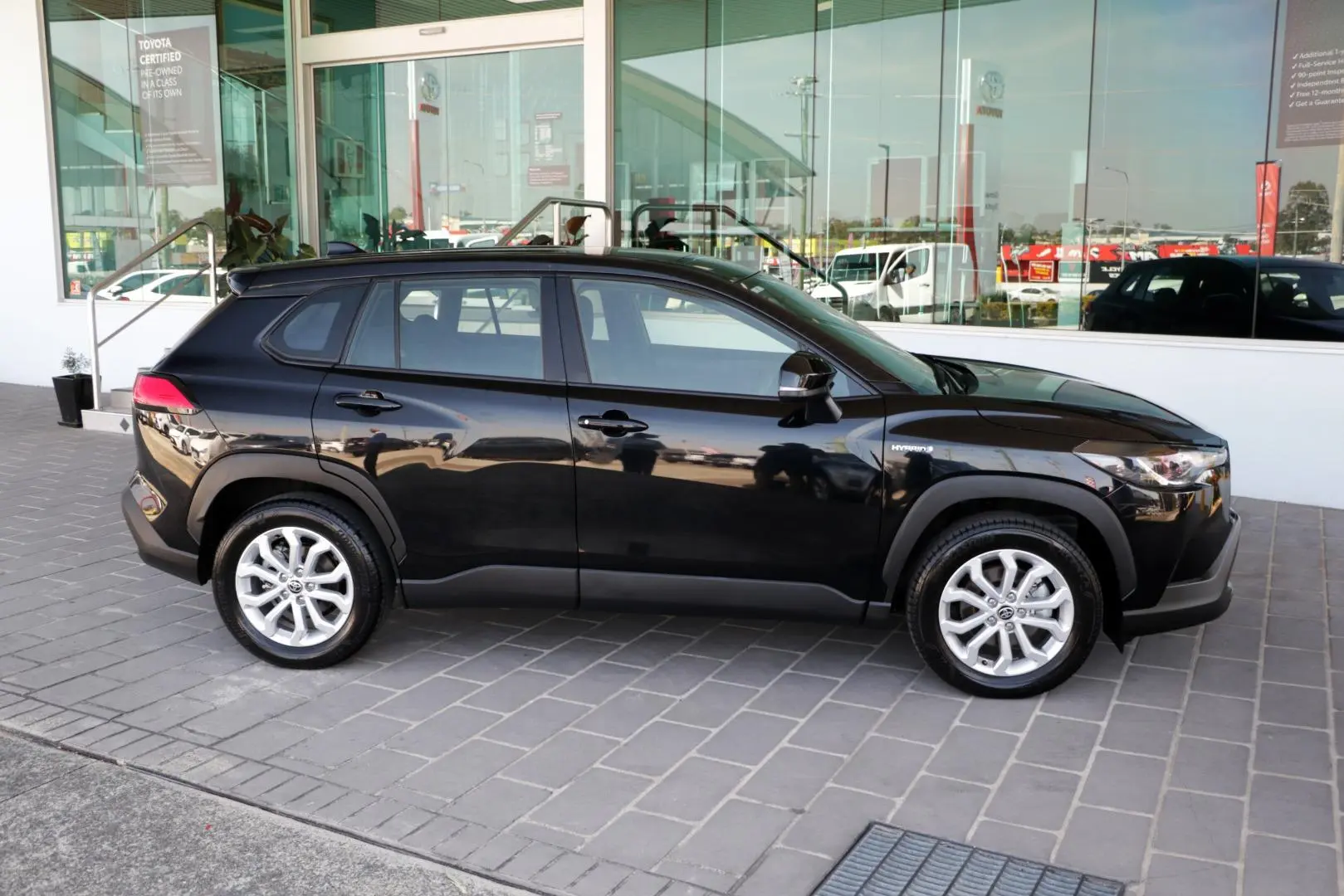 2023 Toyota Corolla Cross Gallery Image 5