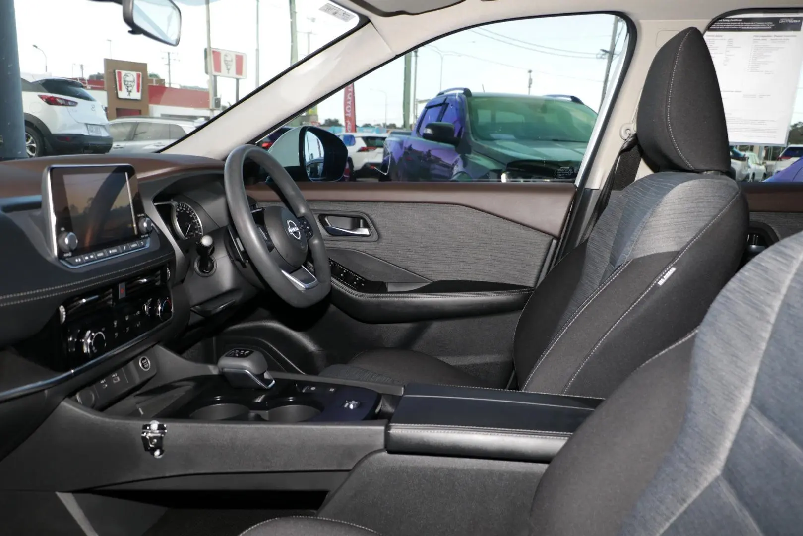 2023 Nissan X-TRAIL Gallery Image 8