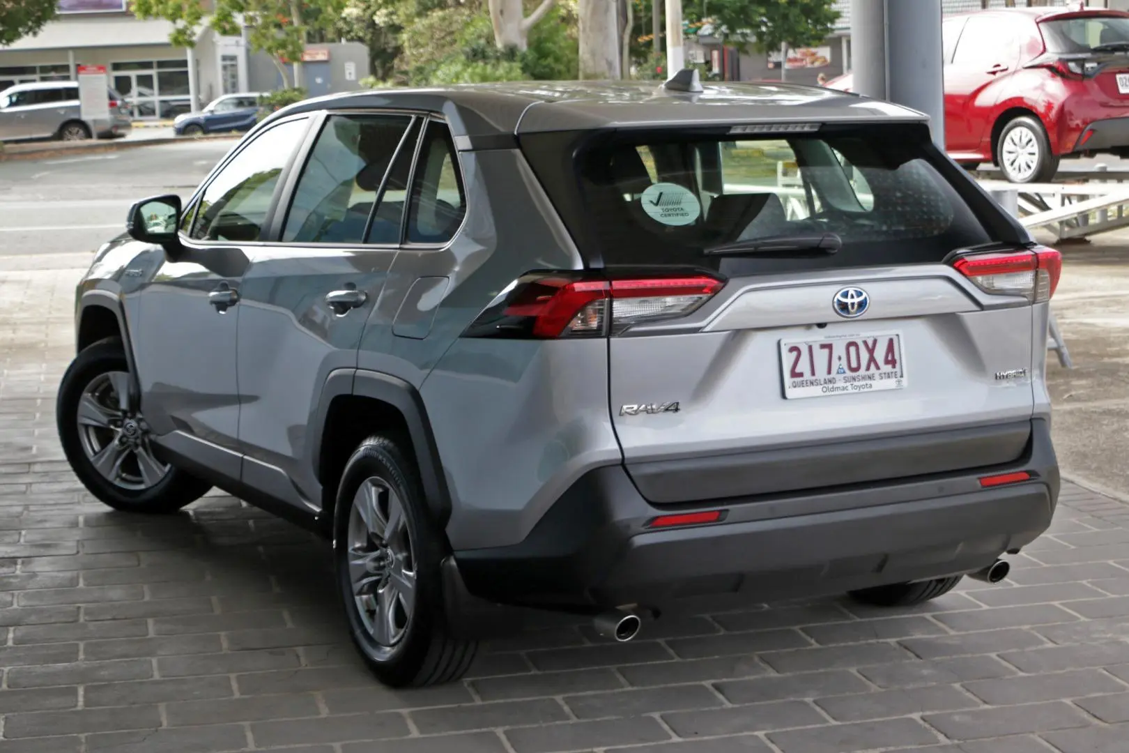 2024 Toyota RAV4 Gallery Image 2