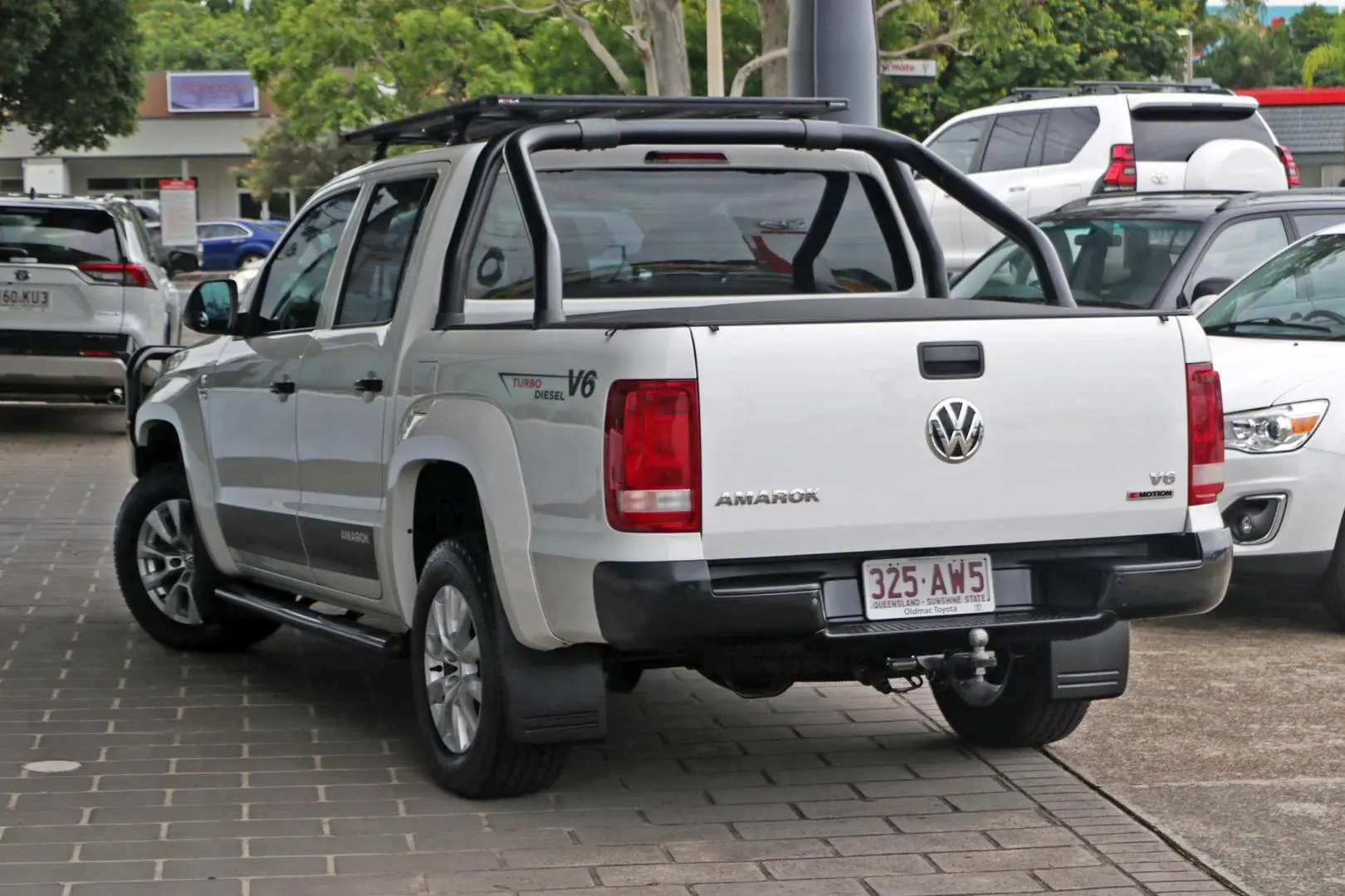 2020 Volkswagen Amarok Gallery Image 2