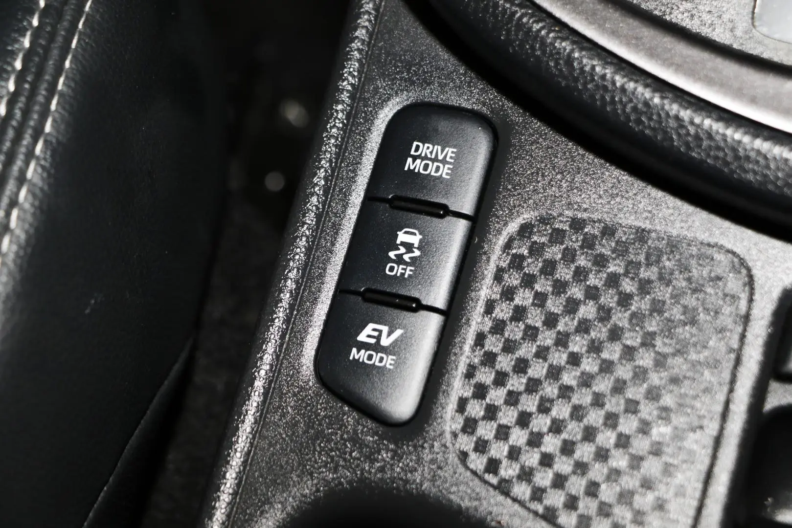 2022 Toyota Yaris Cross Gallery Image 16