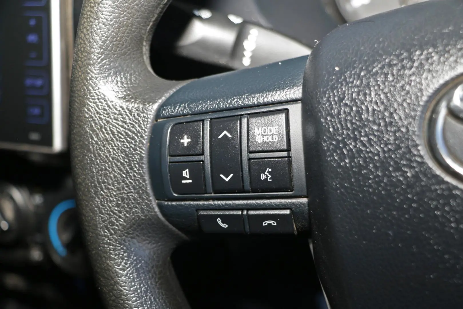2019 Toyota Hilux Gallery Image 14