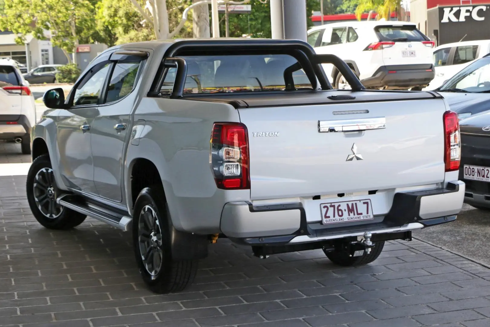 2022 Mitsubishi Triton Gallery Image 2