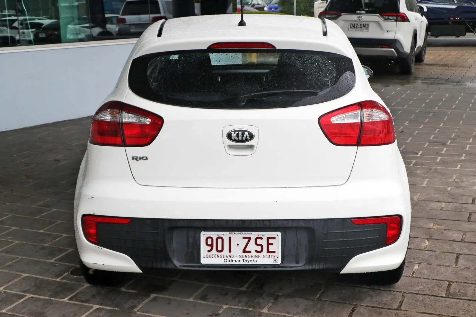 2015 Kia Rio Gallery Image 4