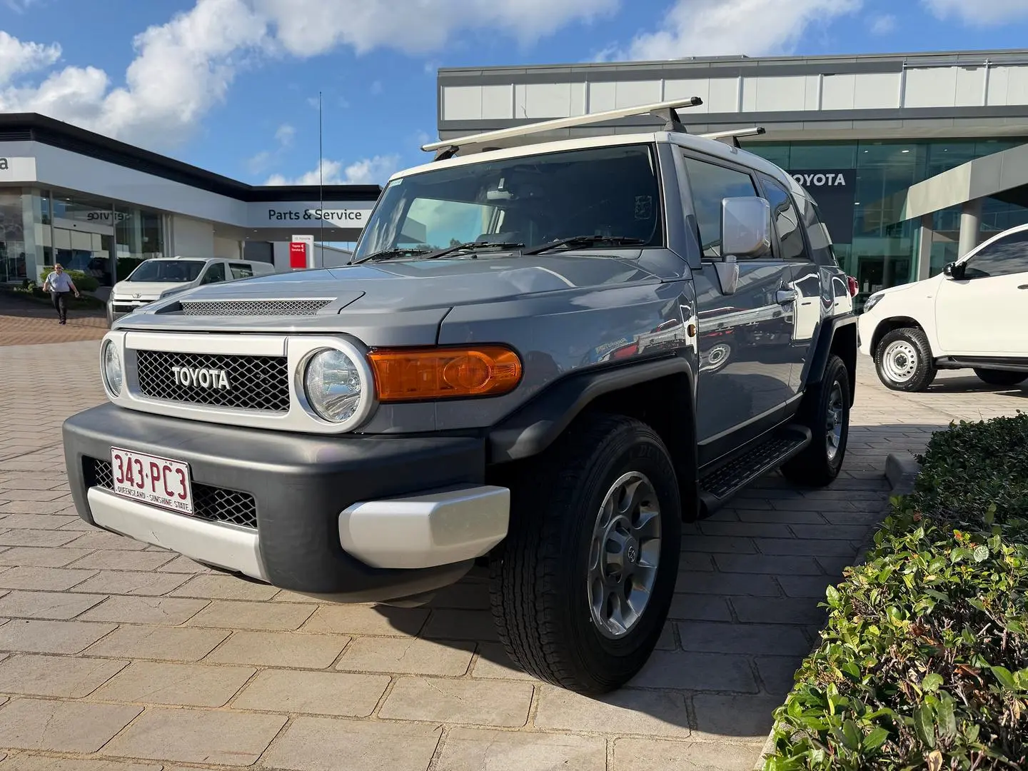 2013 Toyota FJ Cruiser Gallery Image 8