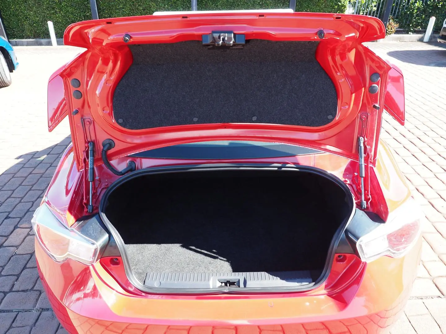 2015 Toyota 86 Gallery Image 11