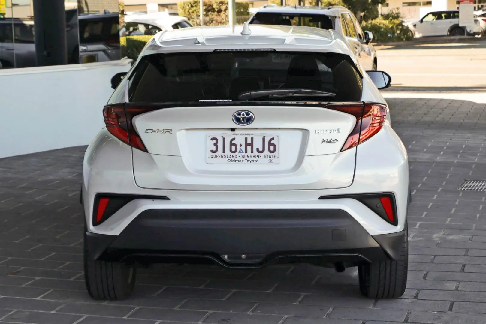 2021 Toyota C-HR Gallery Image 4