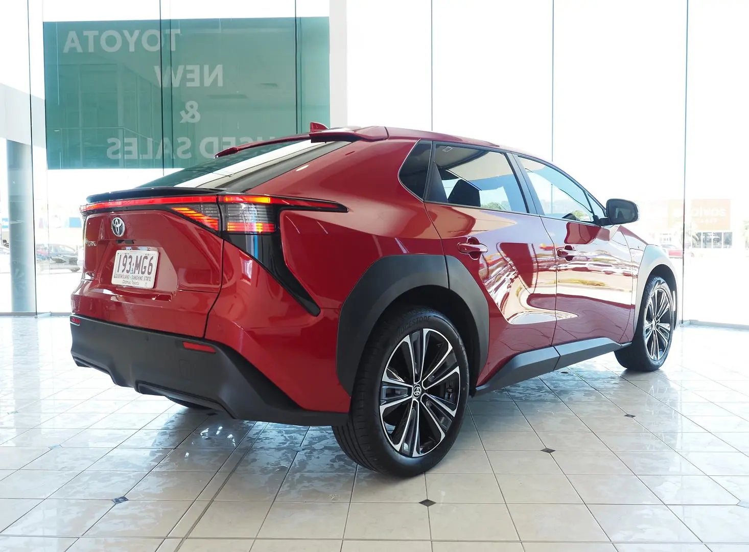 2024 Toyota bZ4X Gallery Image 9