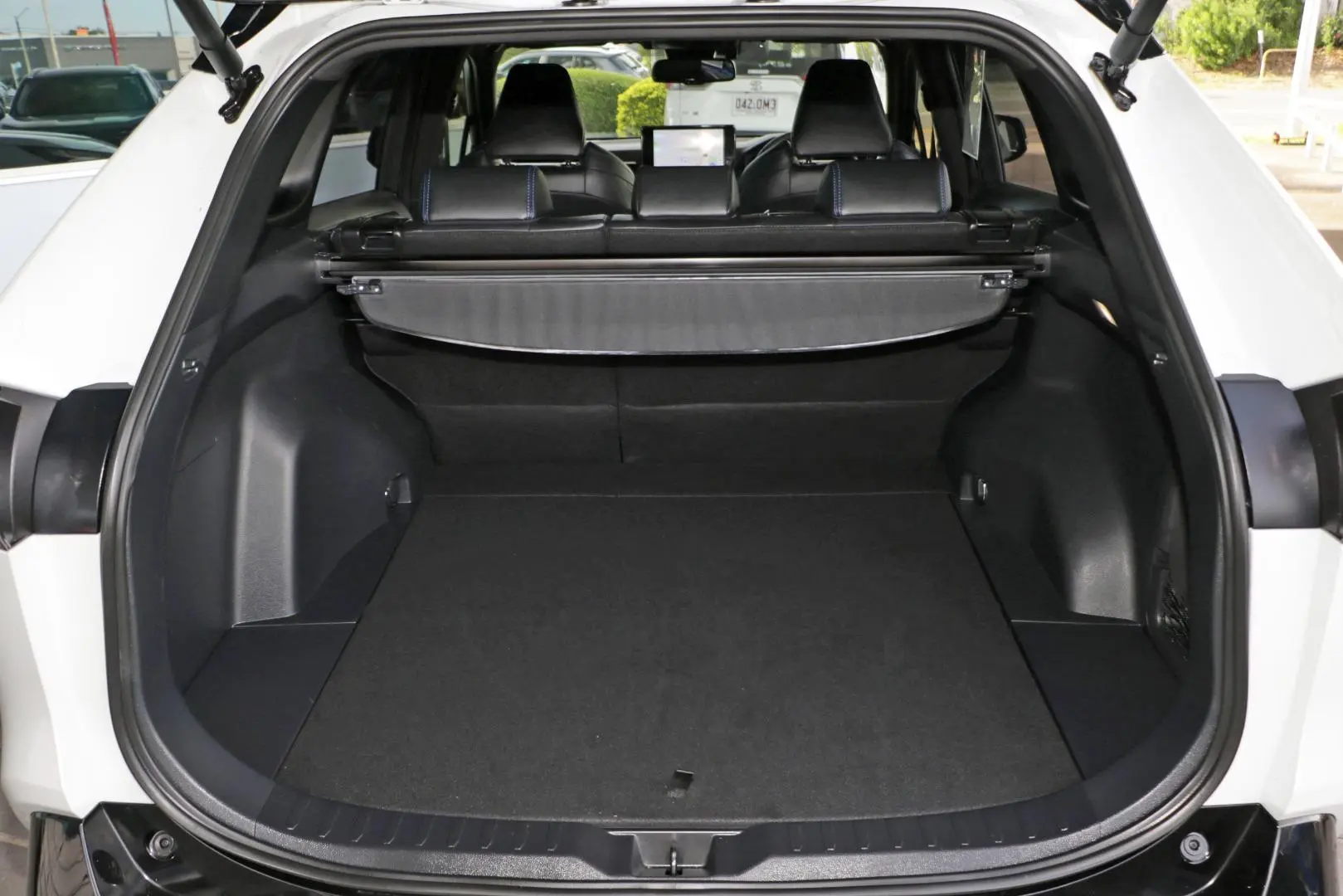 2024 Toyota RAV4 Gallery Image 21