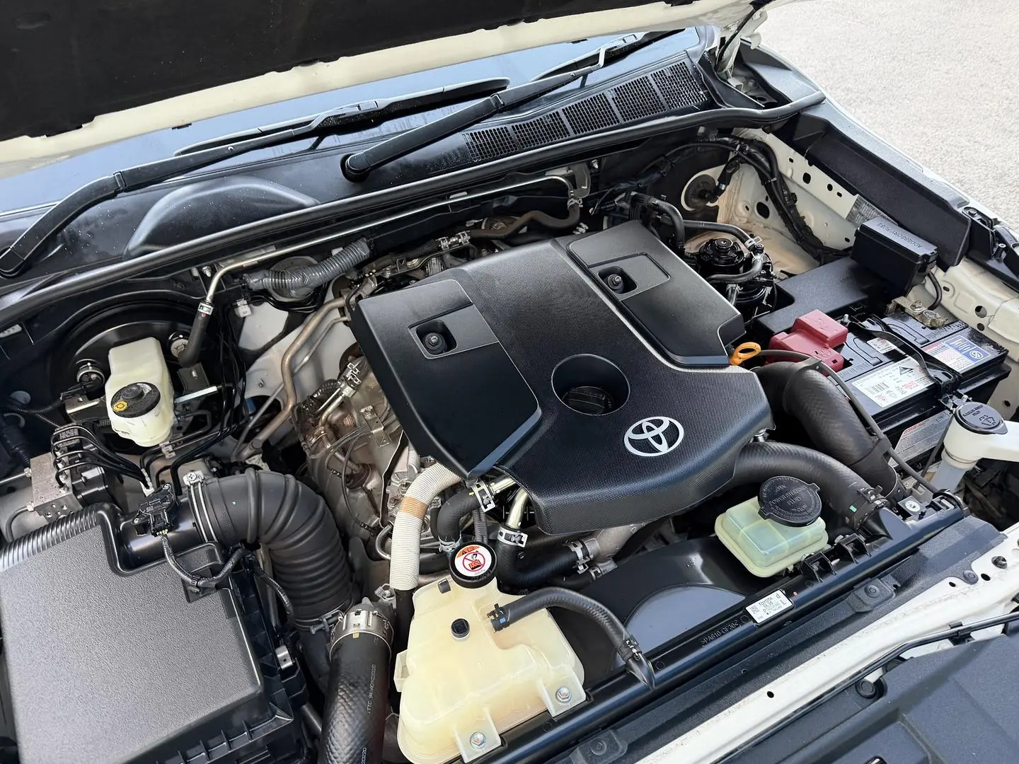 2022 Toyota Hilux Gallery Image 5