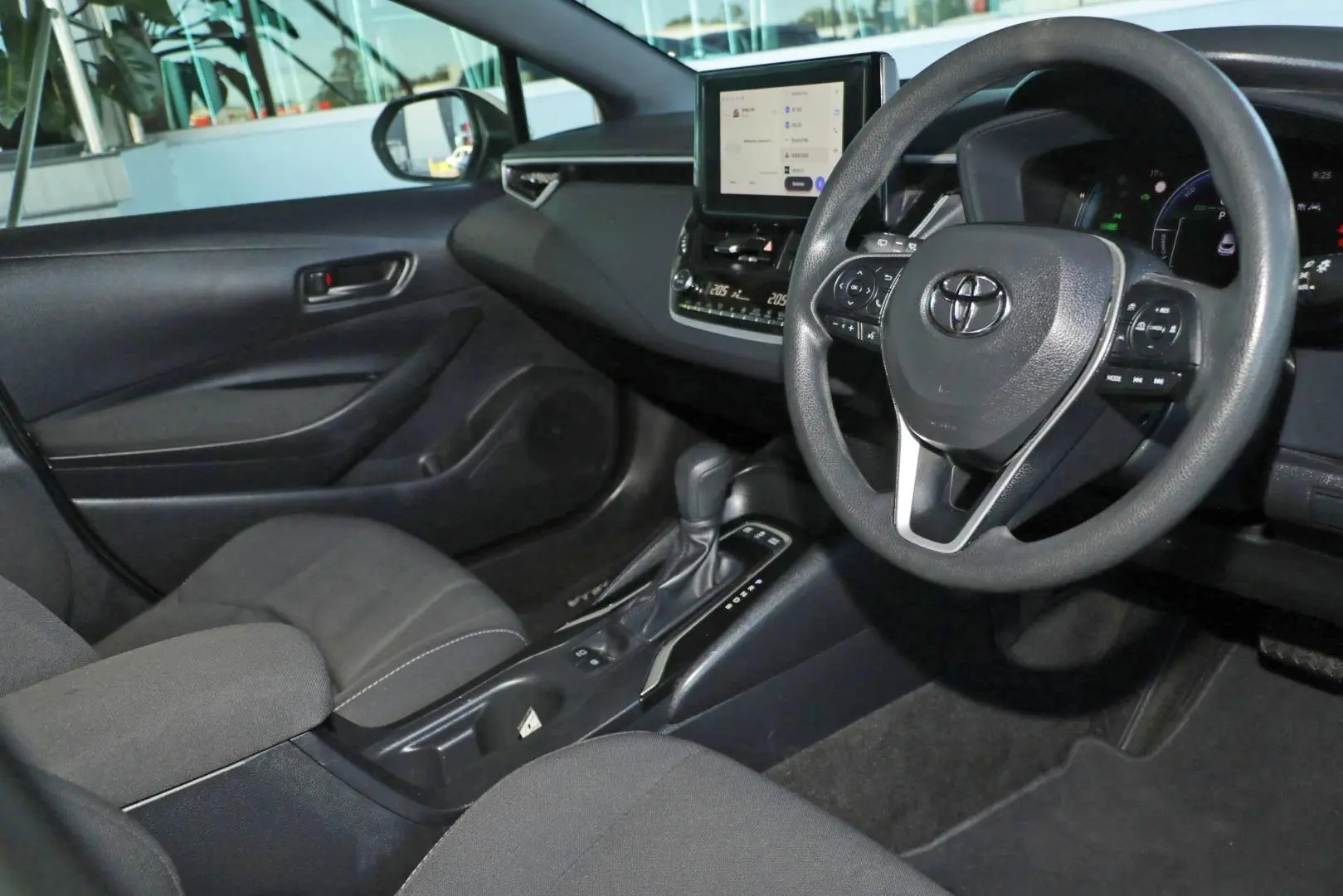 2024 Toyota Corolla Gallery Image 6