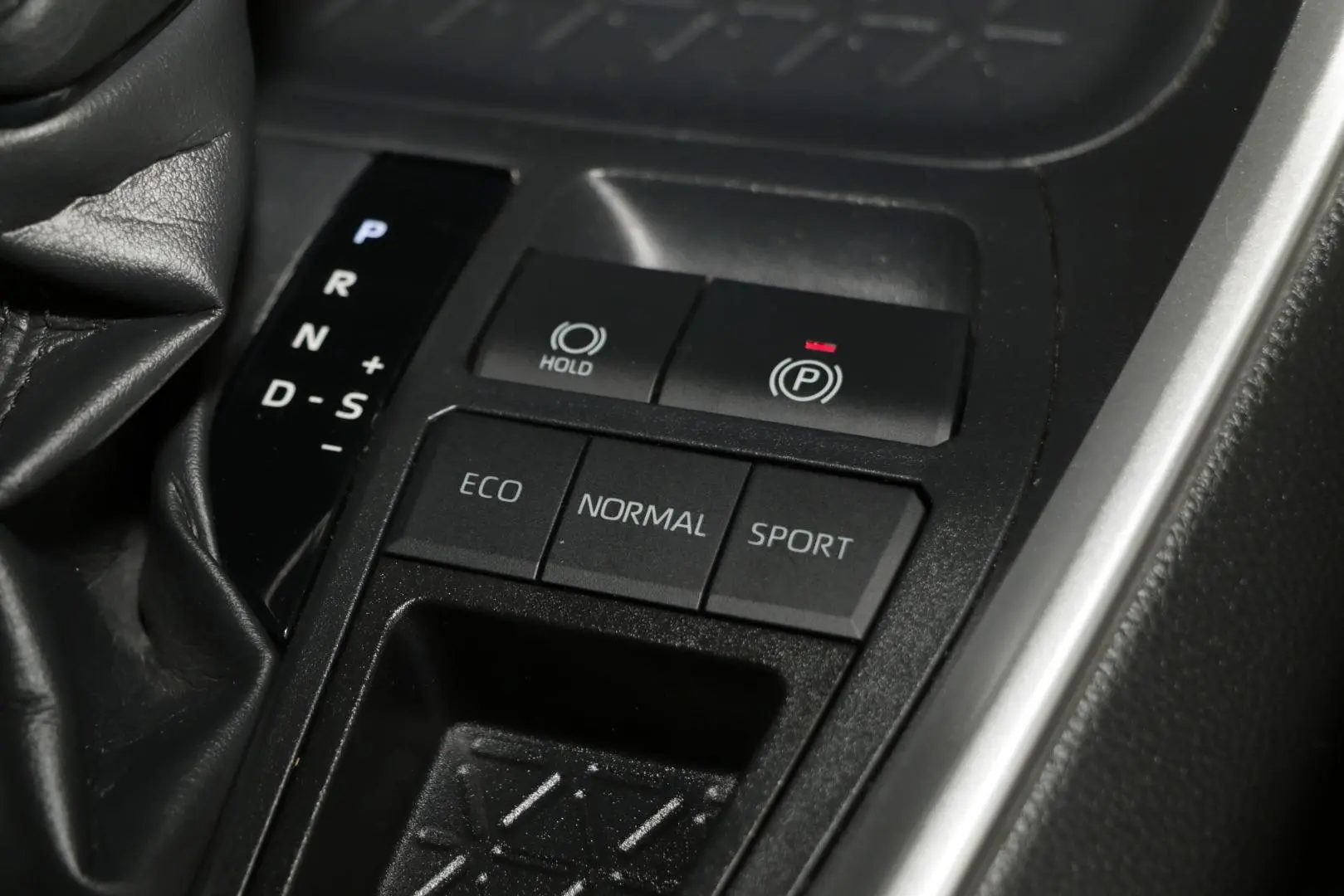 2023 Toyota RAV4 Gallery Image 15