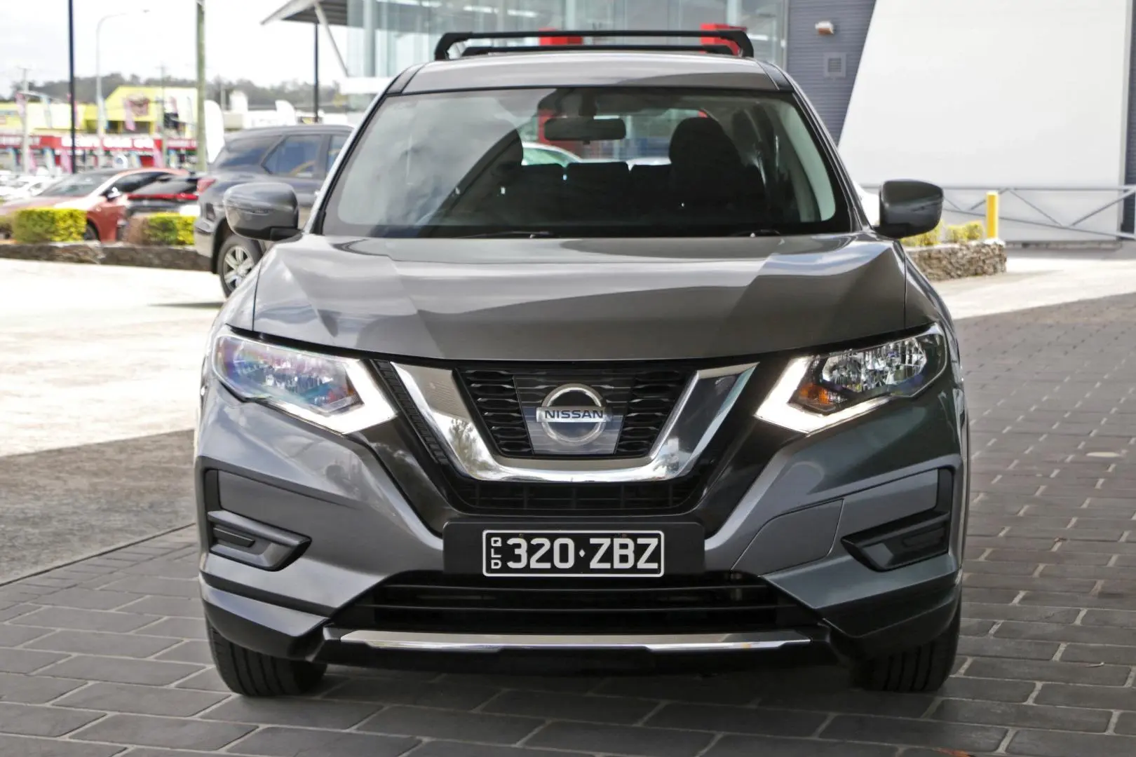 2019 Nissan X-TRAIL Gallery Image 3