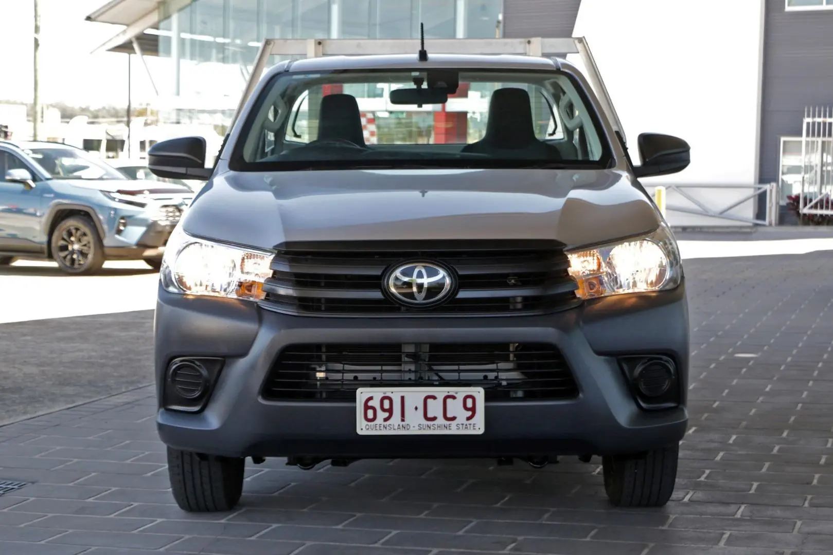 2021 Toyota Hilux Gallery Image 3