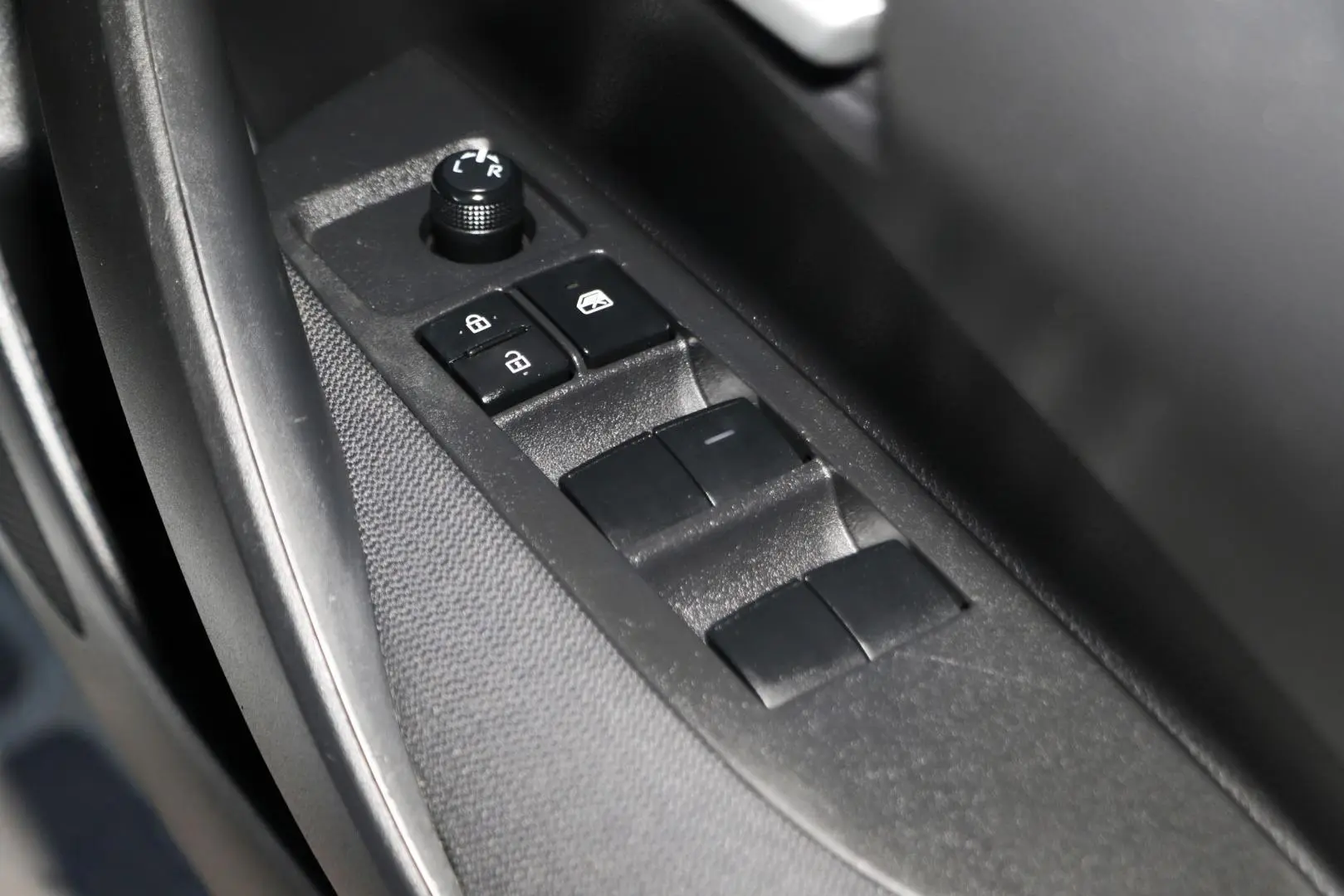 2021 Toyota Corolla Gallery Image 21