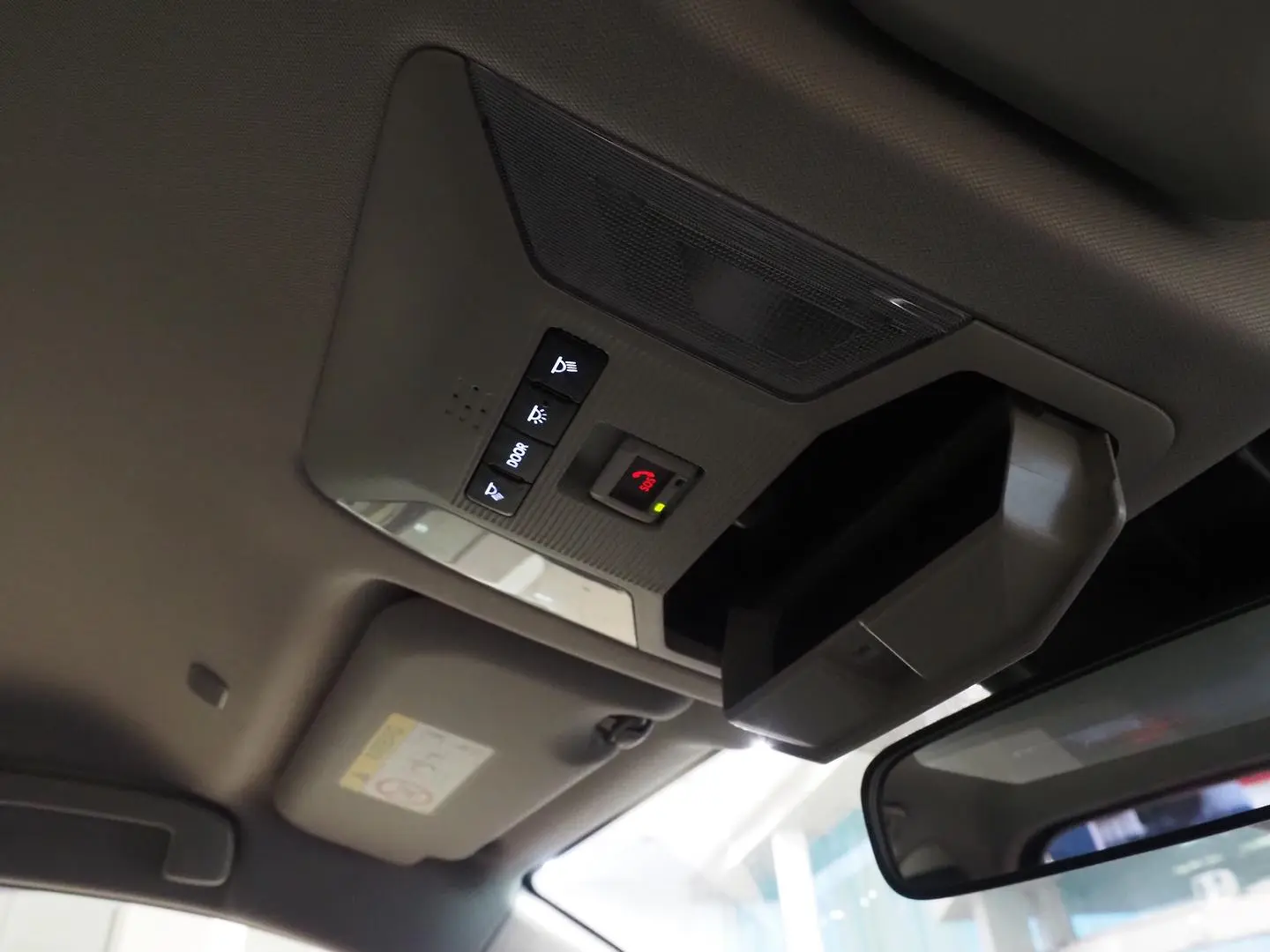 2024 Toyota RAV4 Gallery Image 19