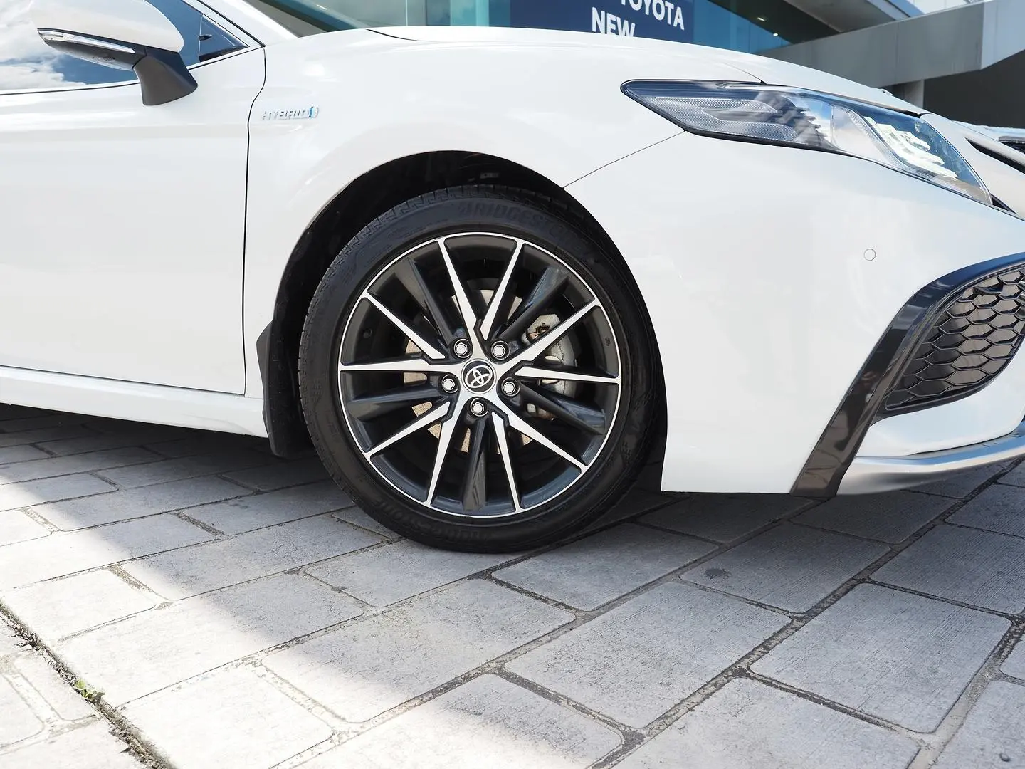 2023 Toyota Camry Gallery Image 6