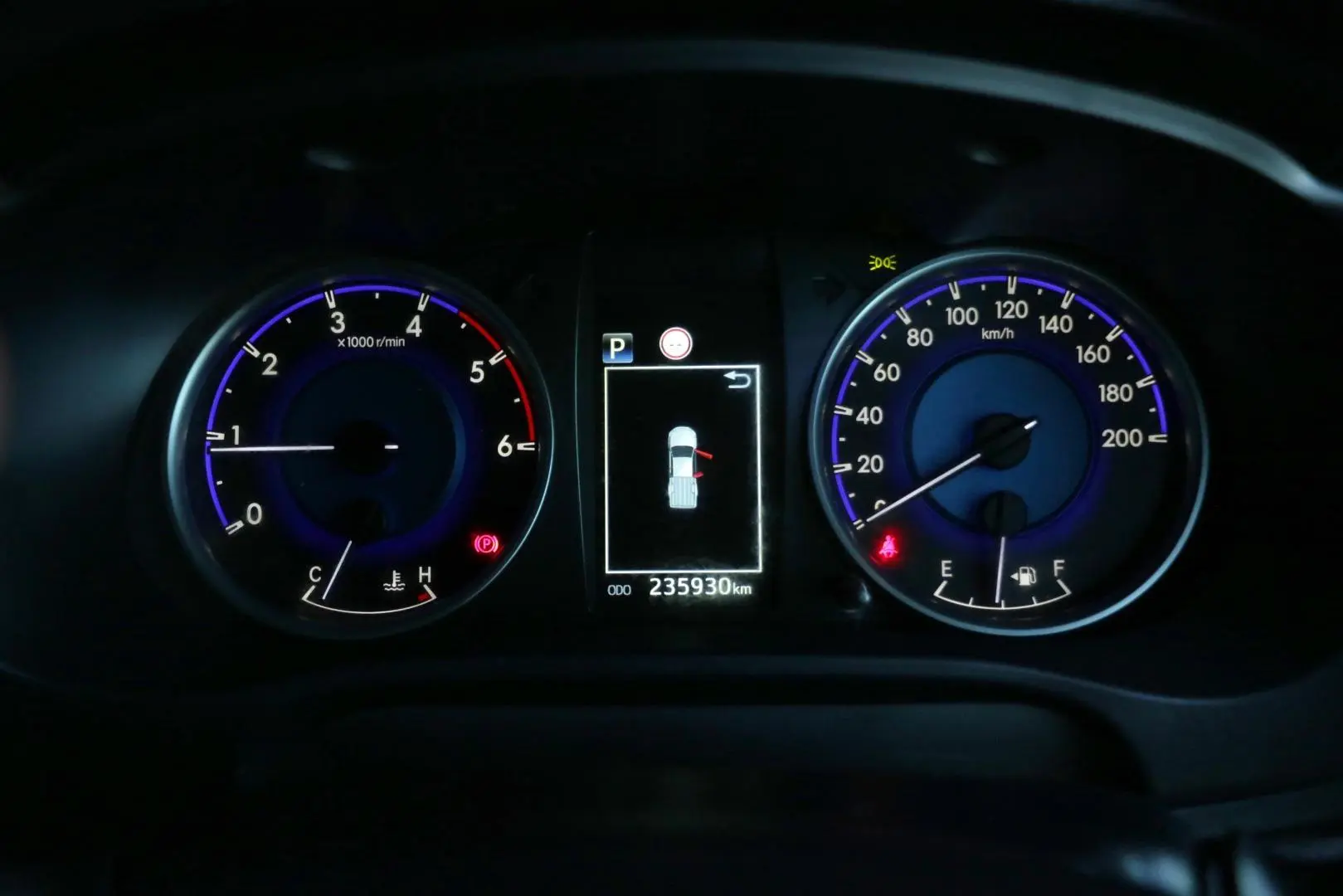 2020 Toyota Hilux Gallery Image 14