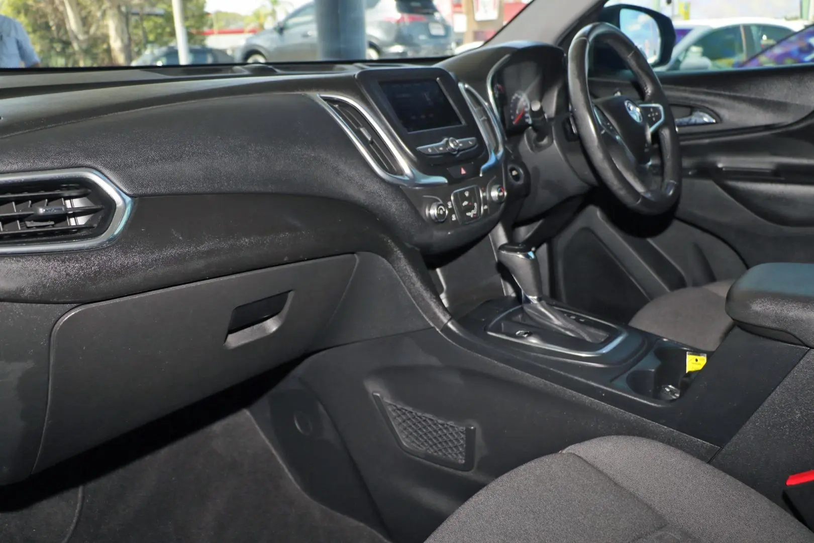2020 Holden Equinox Gallery Image 7