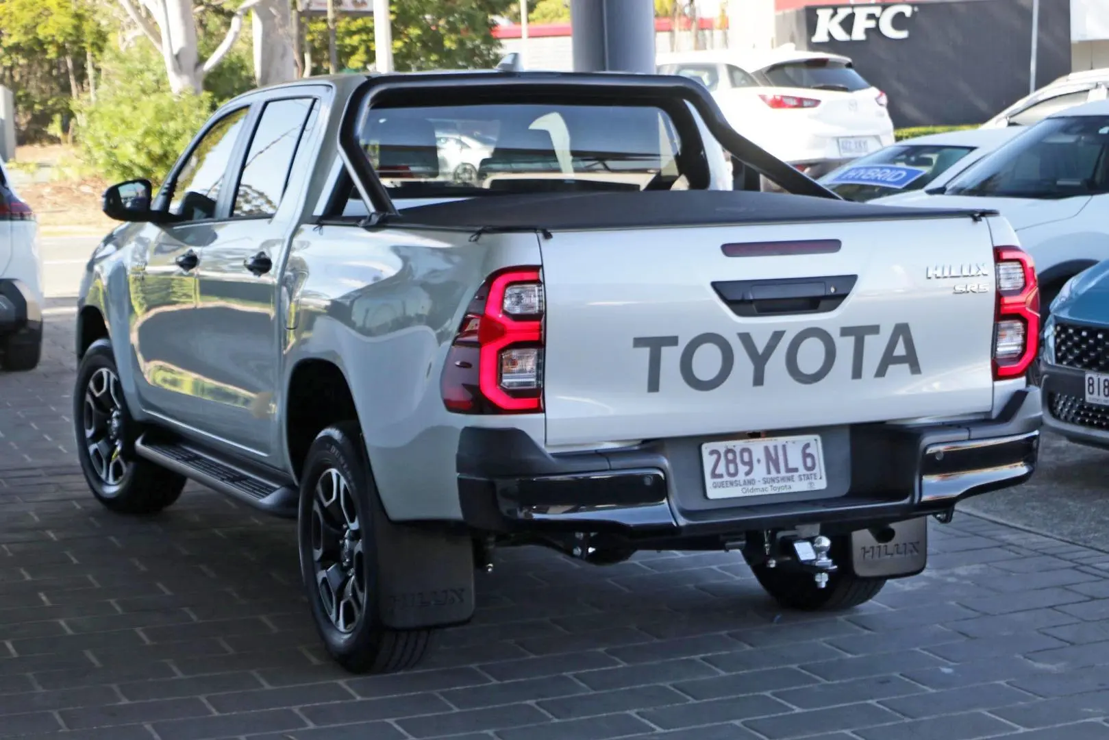 2025 Toyota Hilux Gallery Image 3