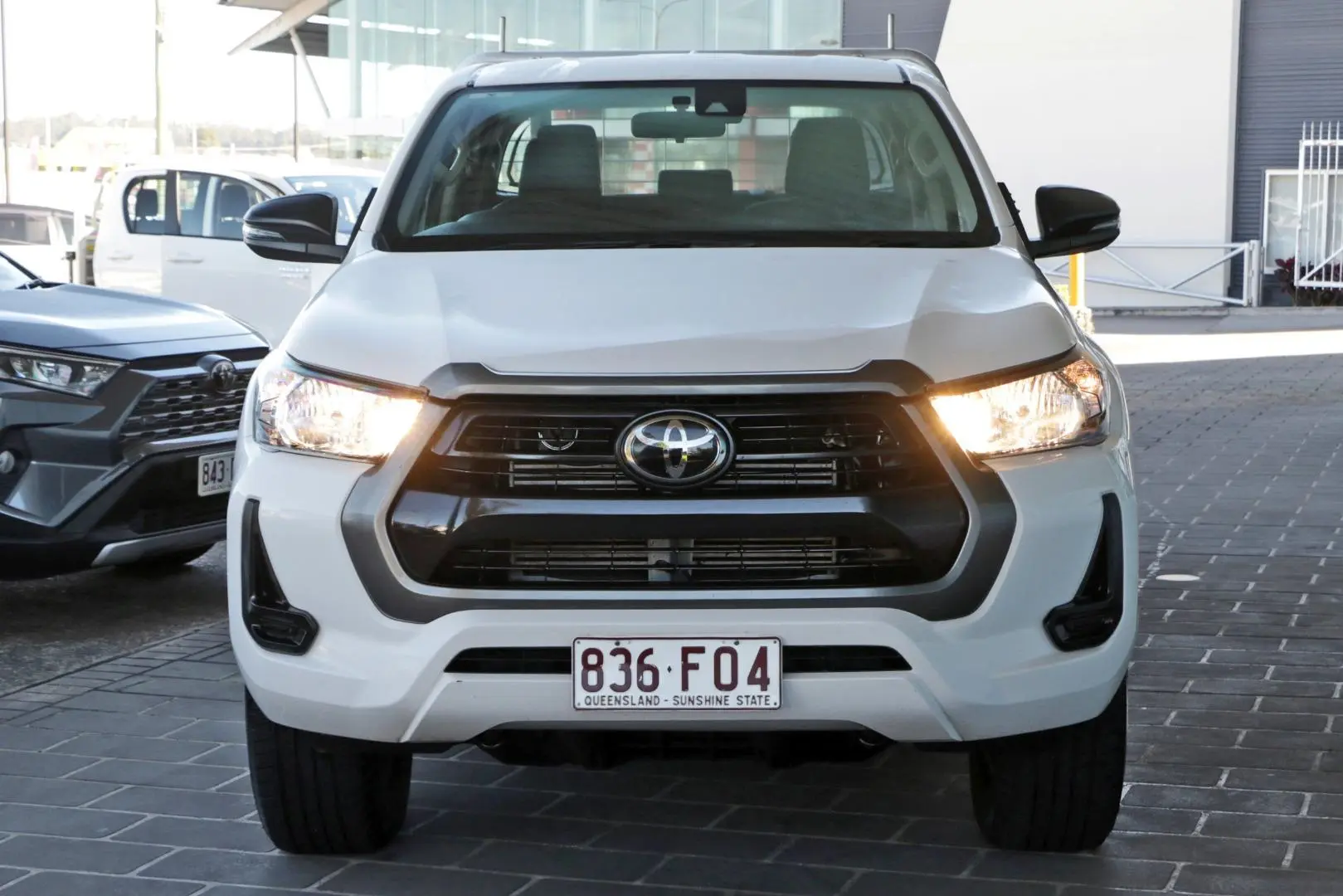 2022 Toyota Hilux Gallery Image 3